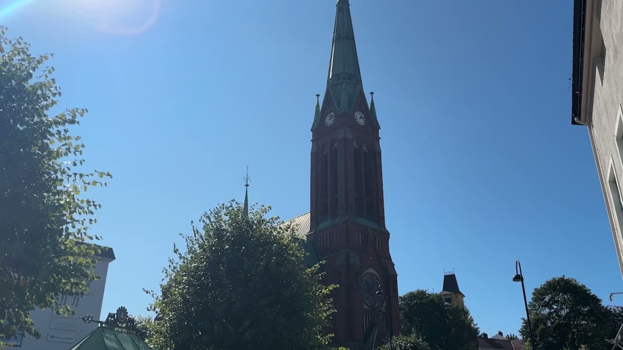 Dolly-sang fra kirkeklokkene