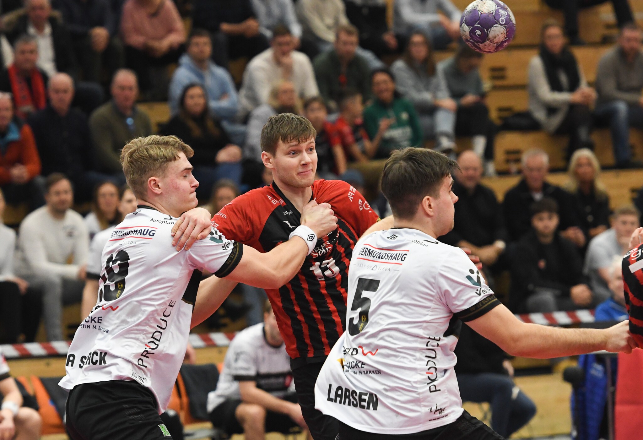 Før ØIF Arendal-Elverum (sluttspill-semi 2)