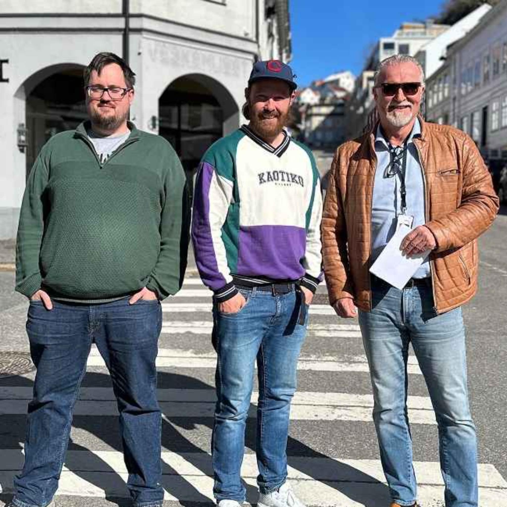 En helt perfekt start i Arendal - gress-krise i Grimstad