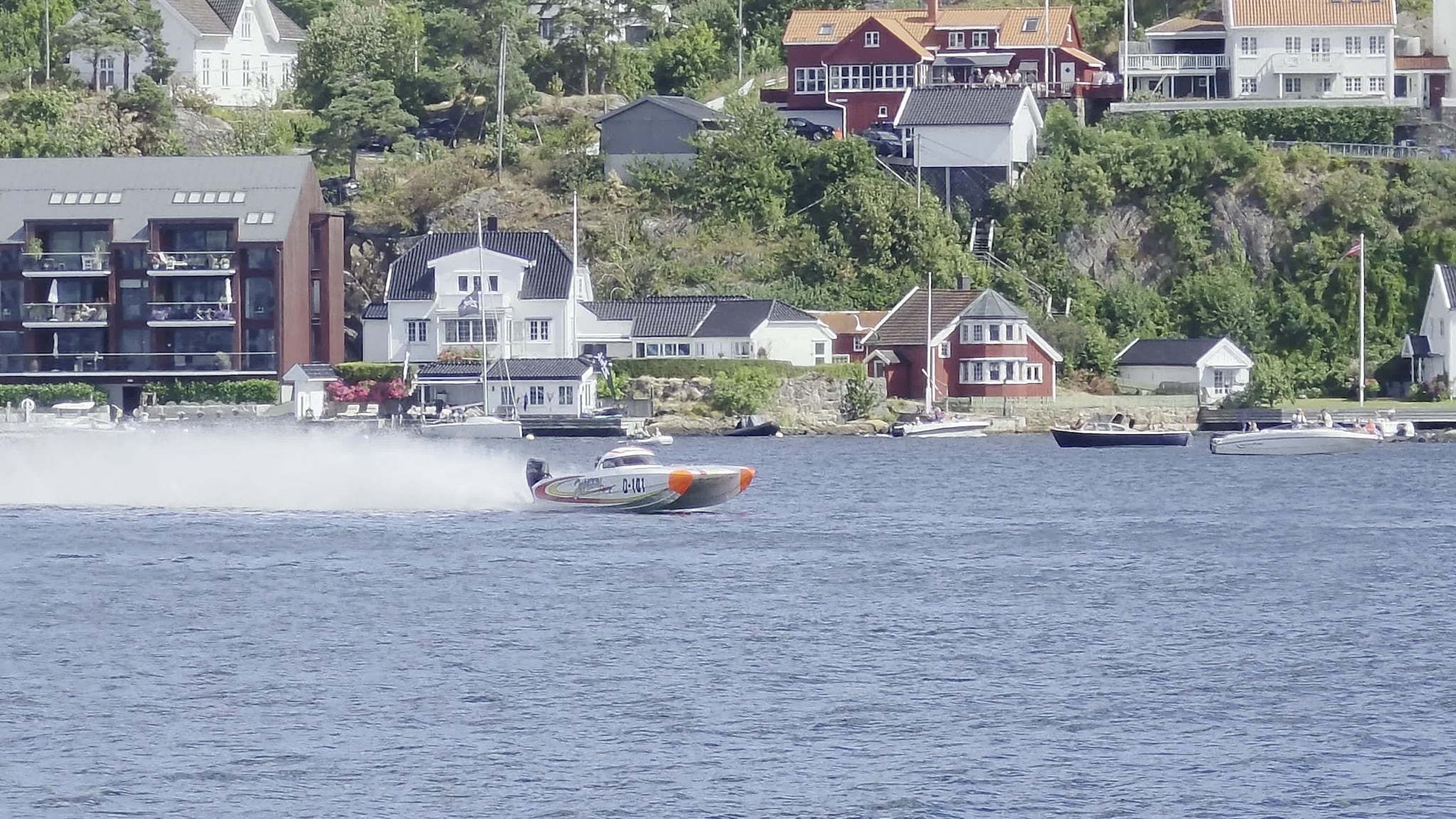 Heftig dragrace Speed Cat 
