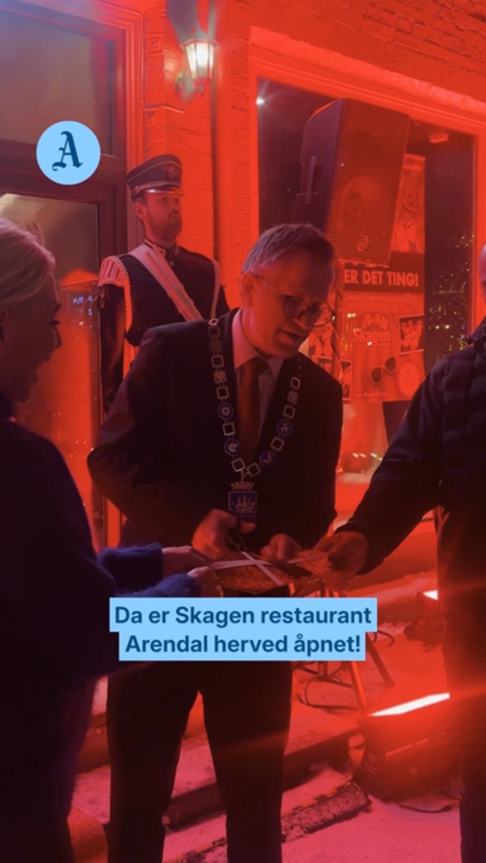 Stappfullt på åpningen