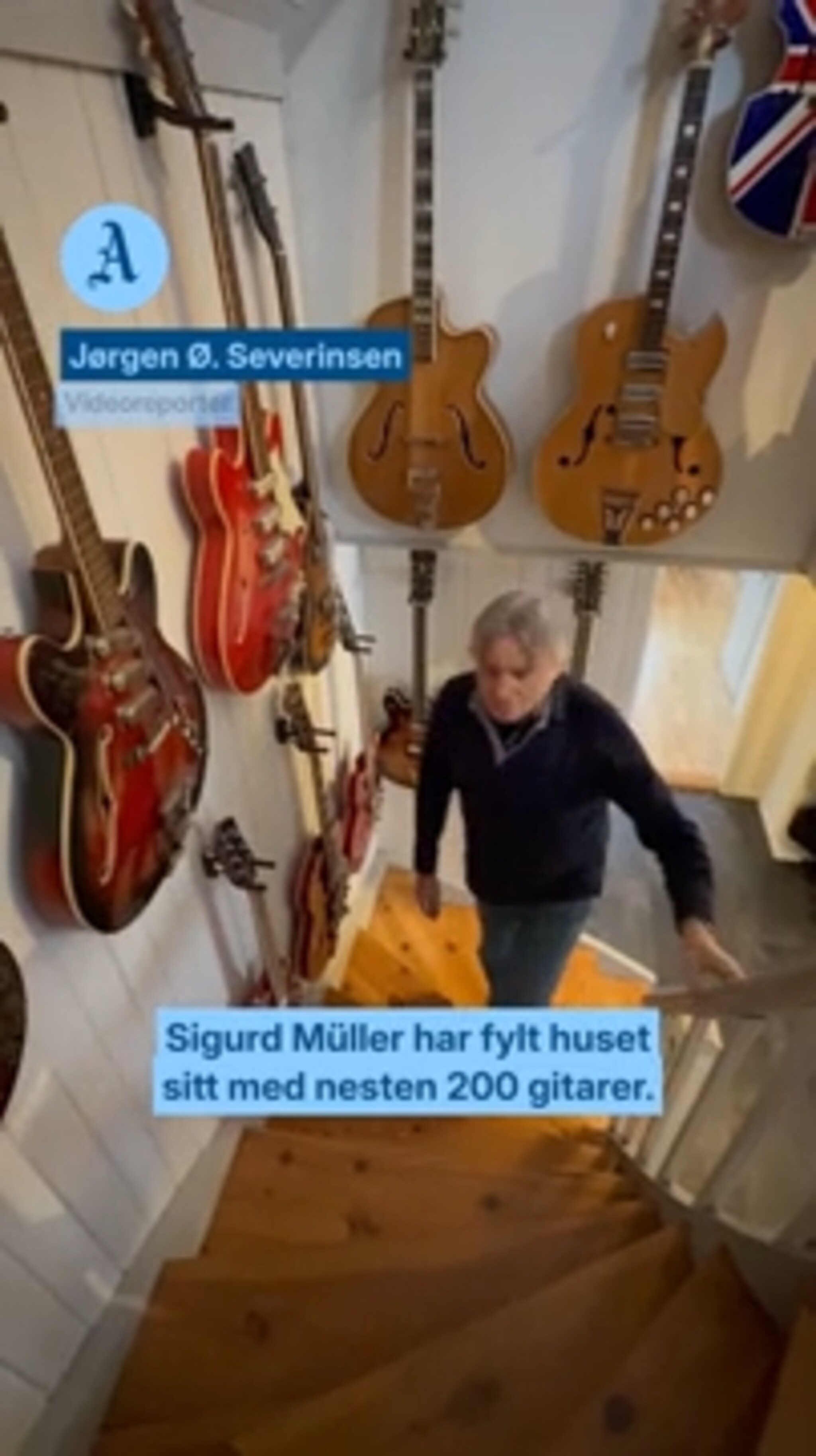 Han har huset full av gitarer