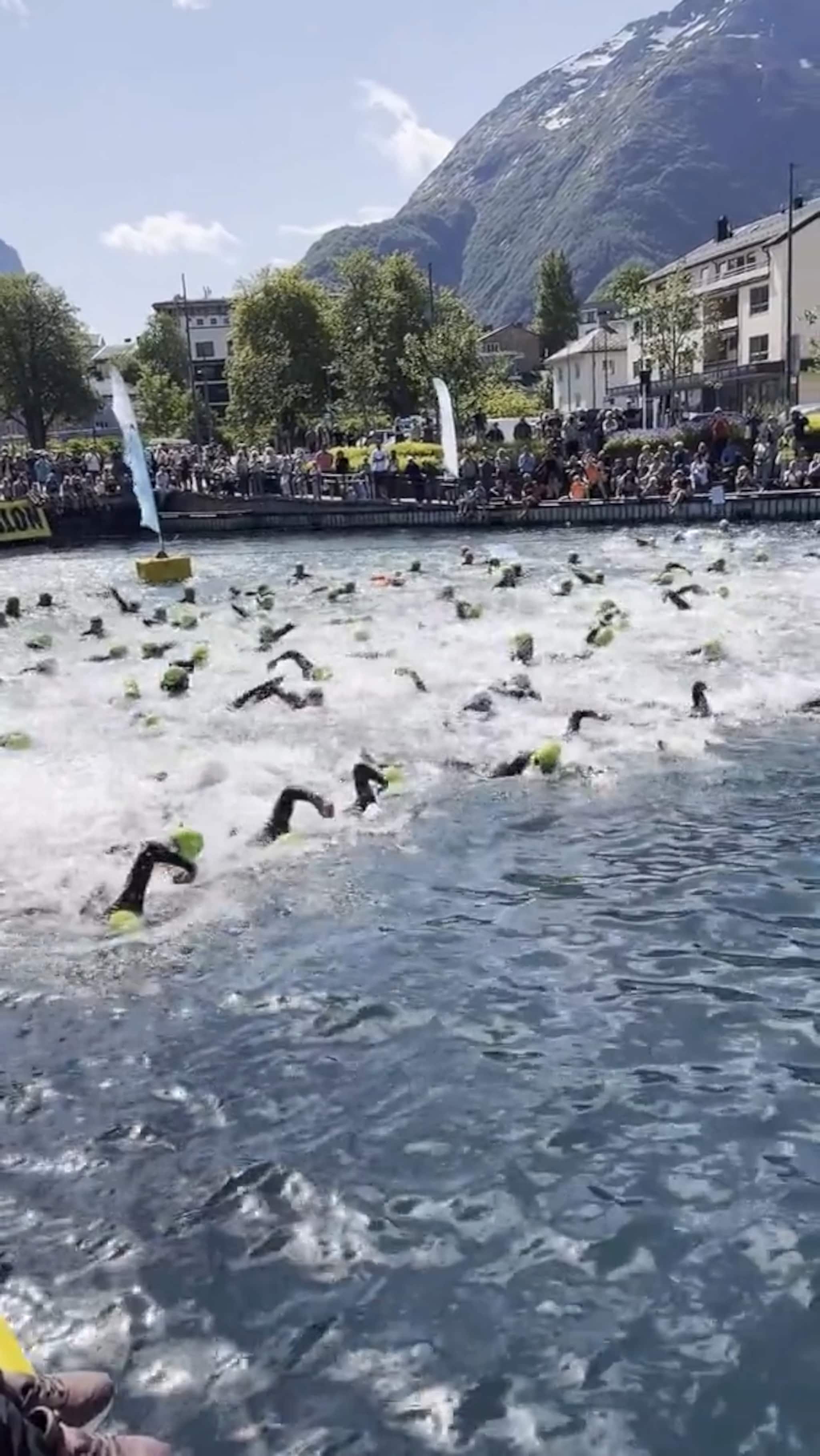 Her går starten på Trollveggen Triathlon