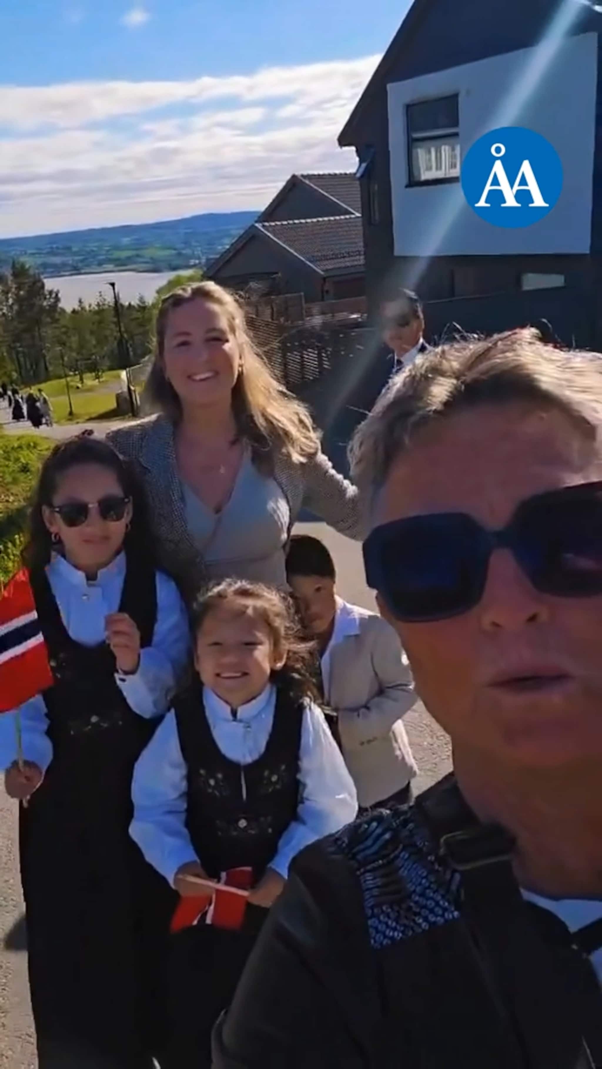 ÅA gratulerer med dagen!