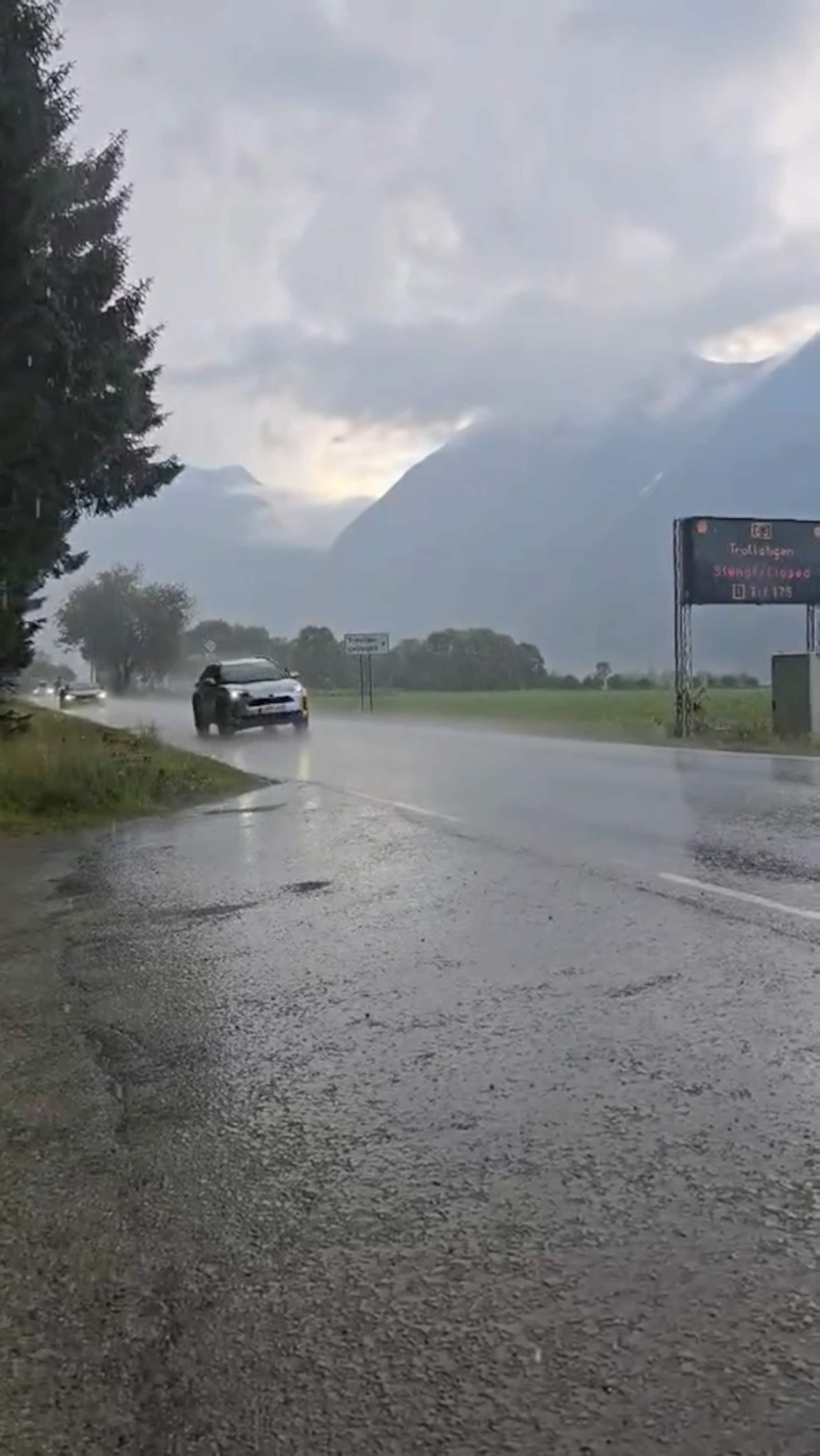 Trollstigen måtte stenge
