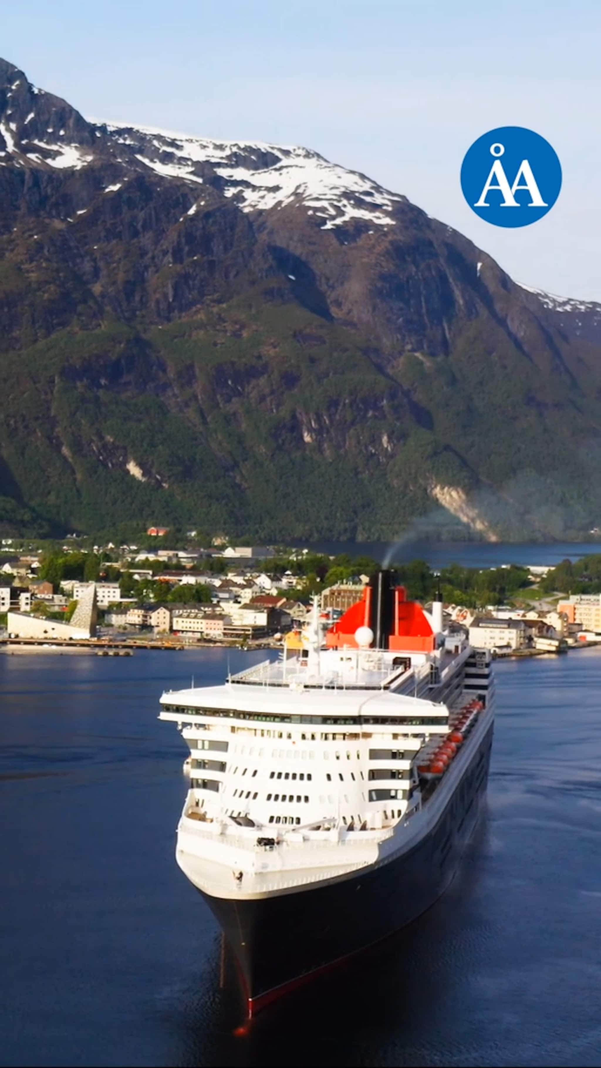 Queen Mary 2
