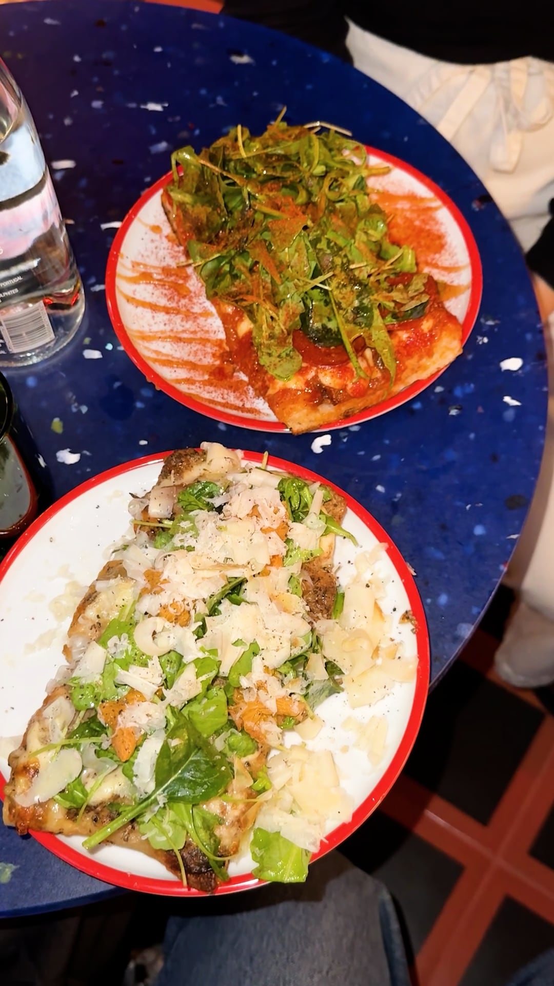 Forhåndsvisning av Karakter fem til denne pizzaen