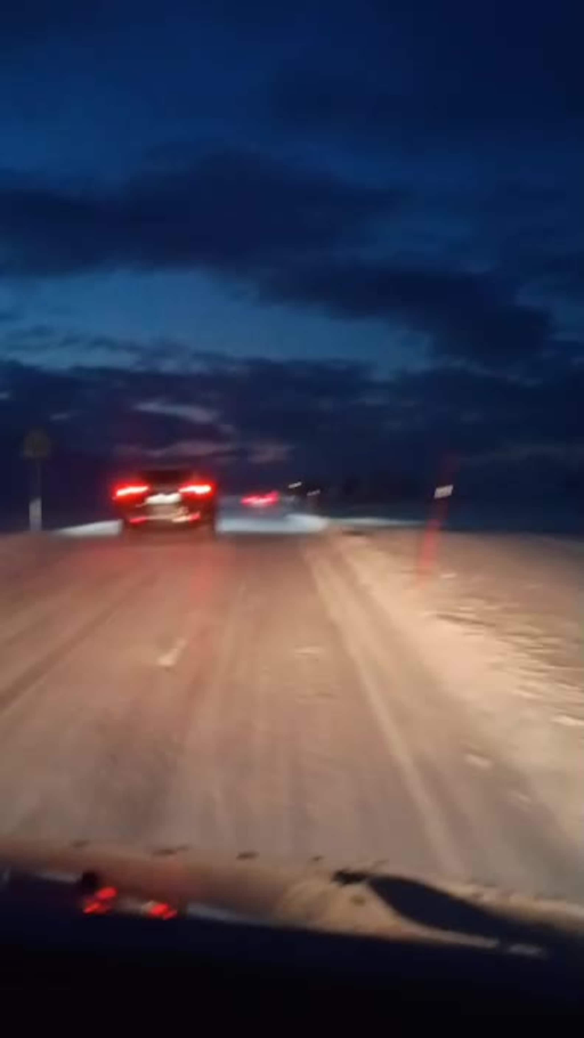 Ut mot turistene: – Det er skremmende det som foregår. Vi er redde når vi kjører.