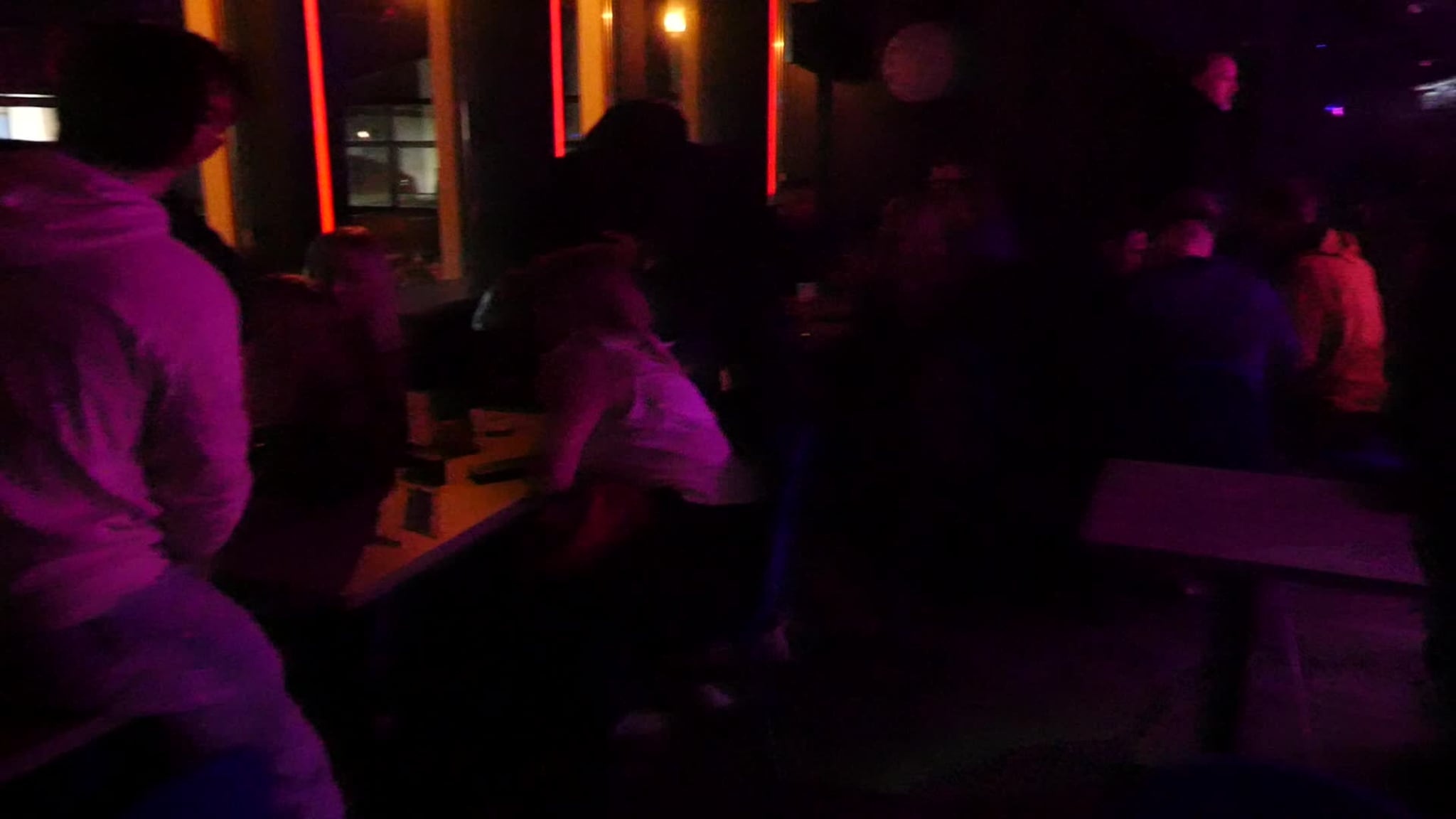 Åpningsfest på Værnes Bar fredag kveld