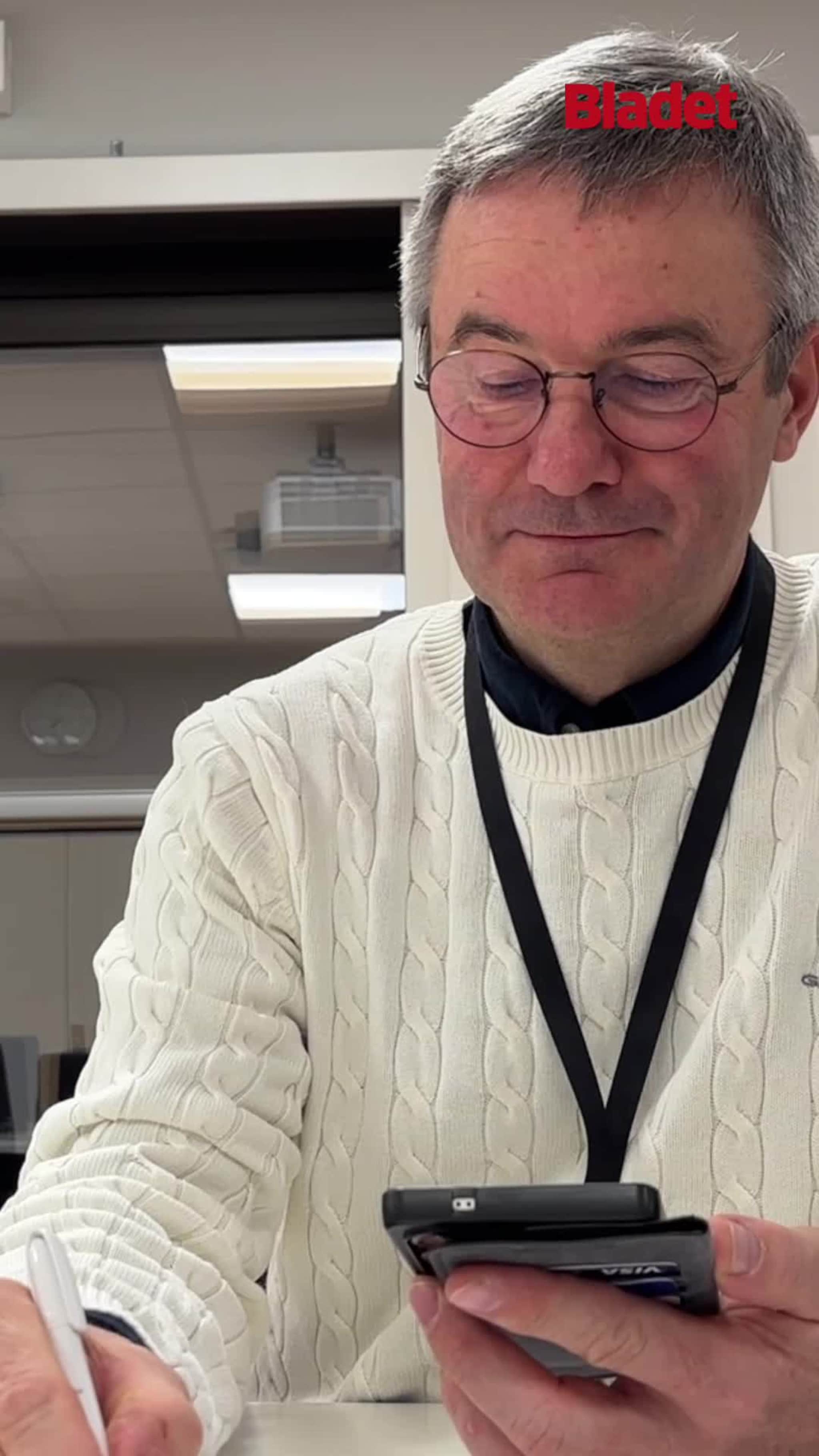 Her får hun beskjeden