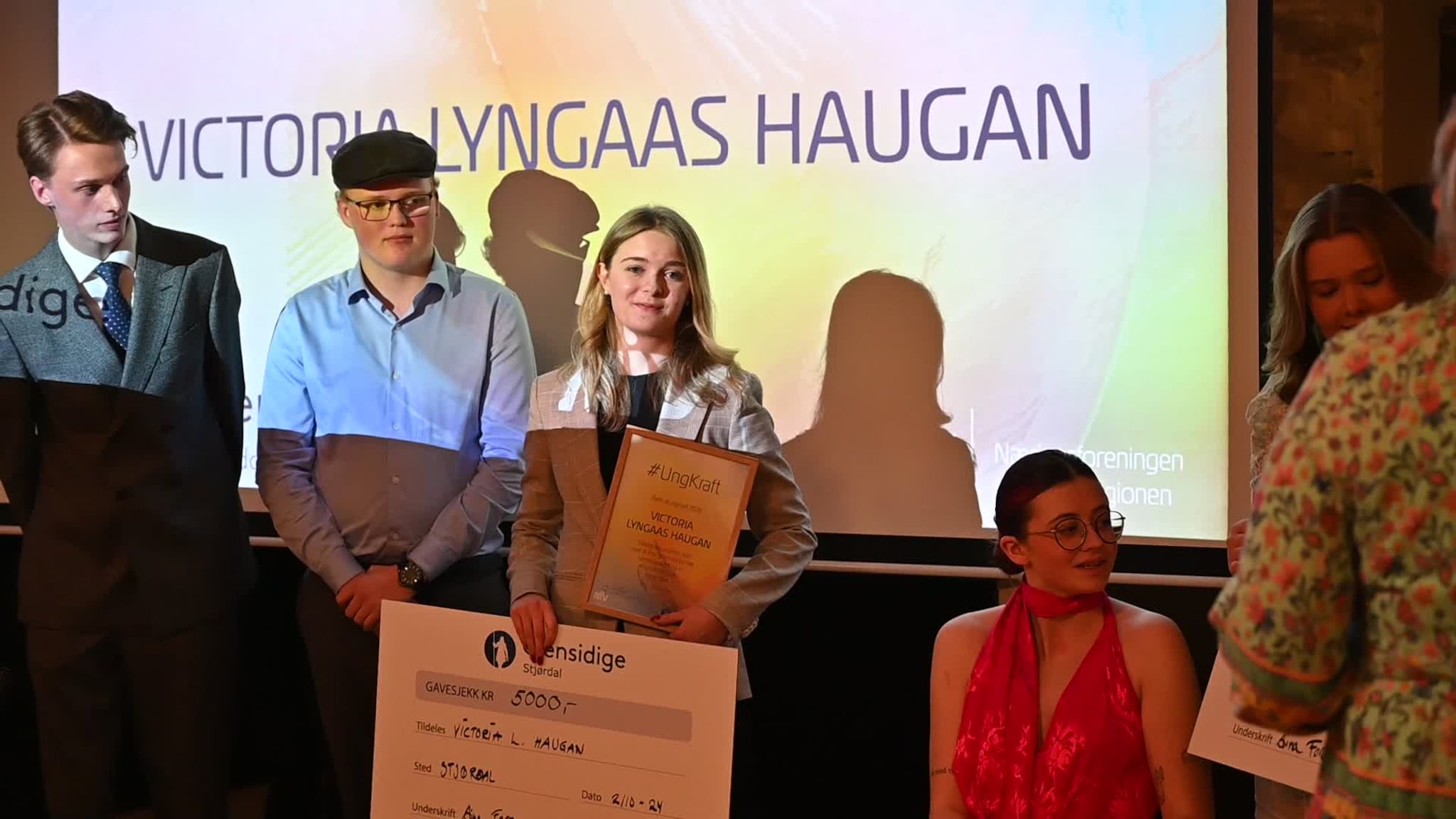 Her mottar Victoria prisen