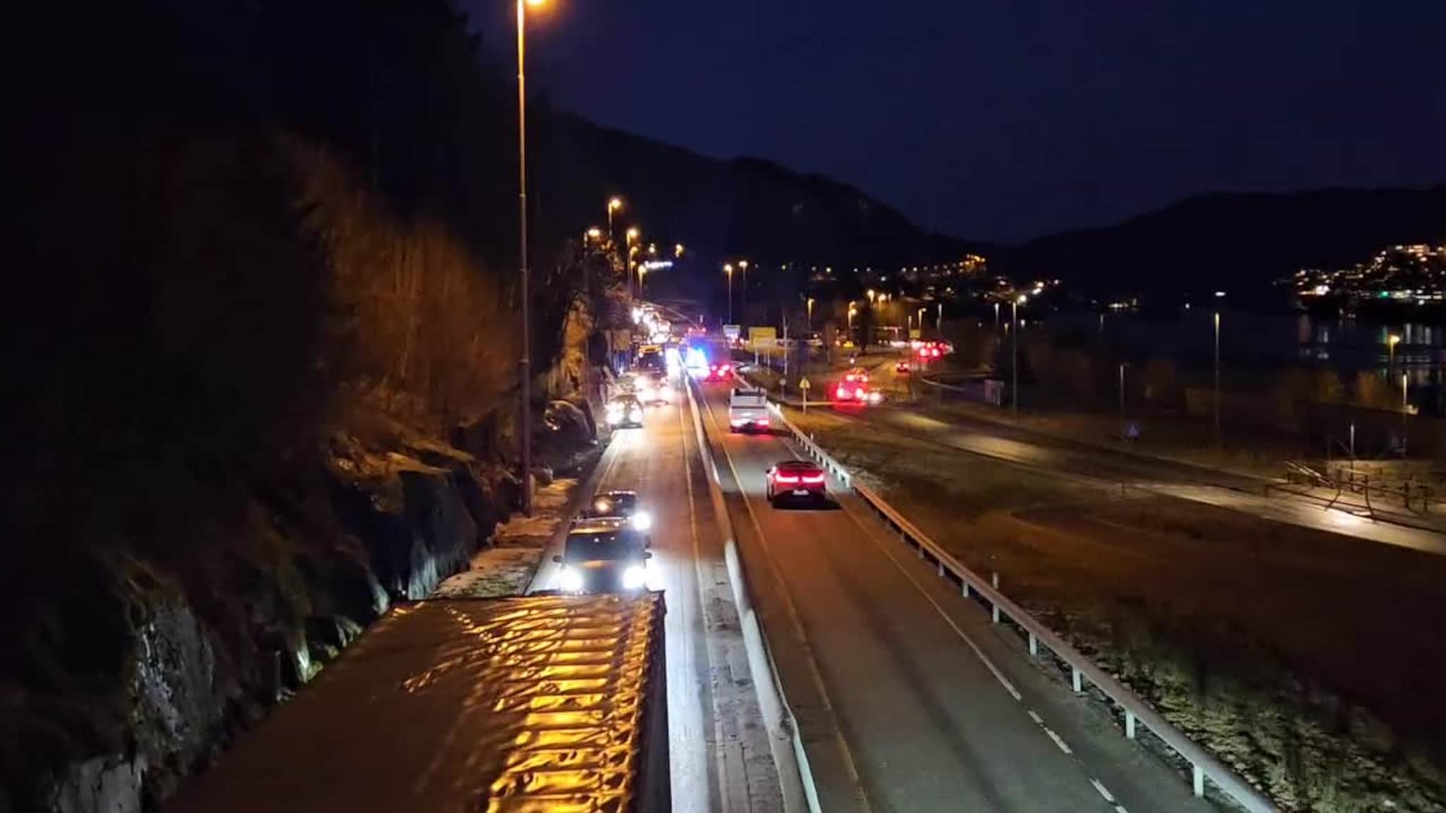 Politiutrykning i motgående felt på E16