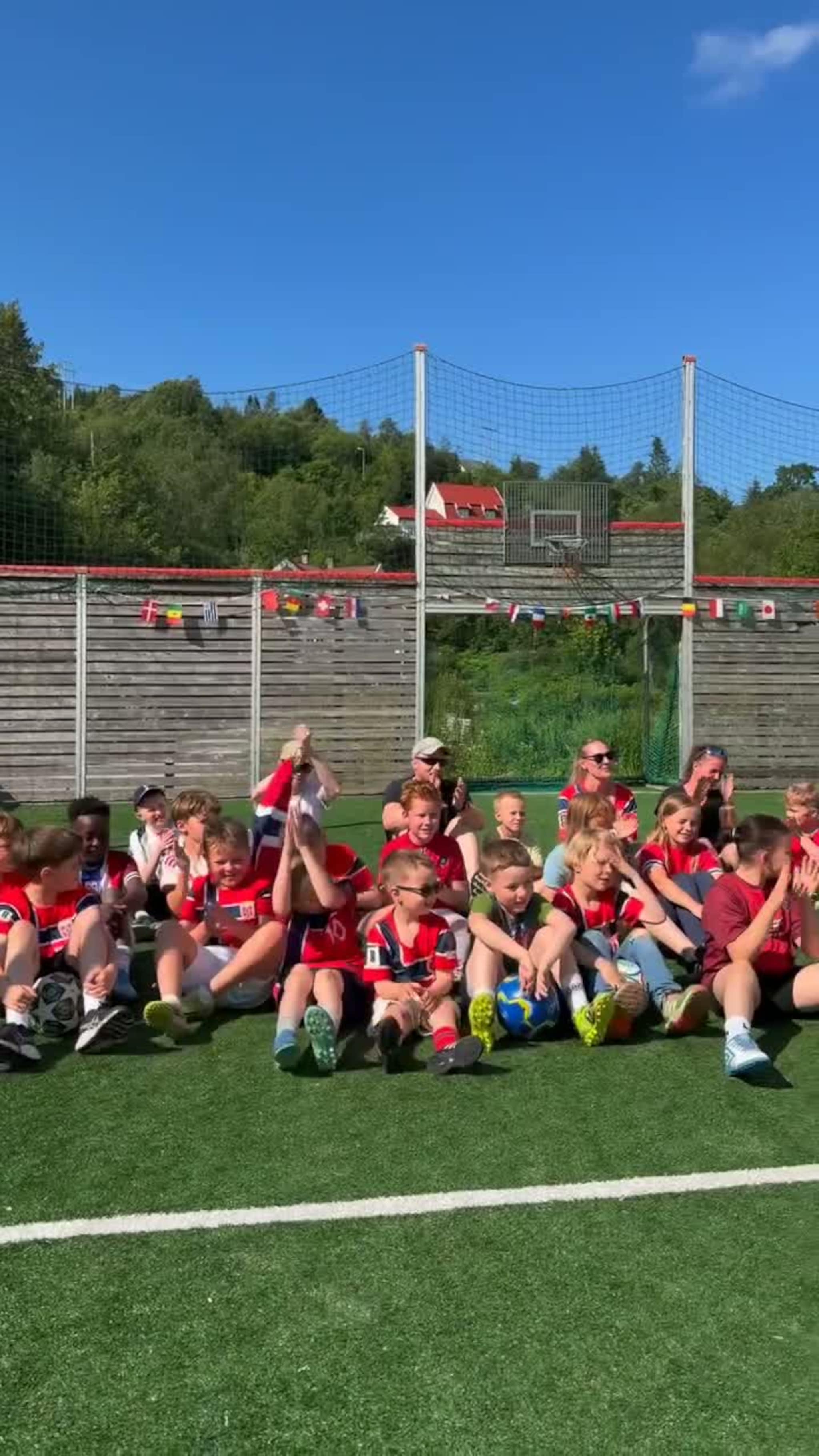 Dribla den lokale "Haaland" i senk - no er Osterøy klar for VM-jubel!