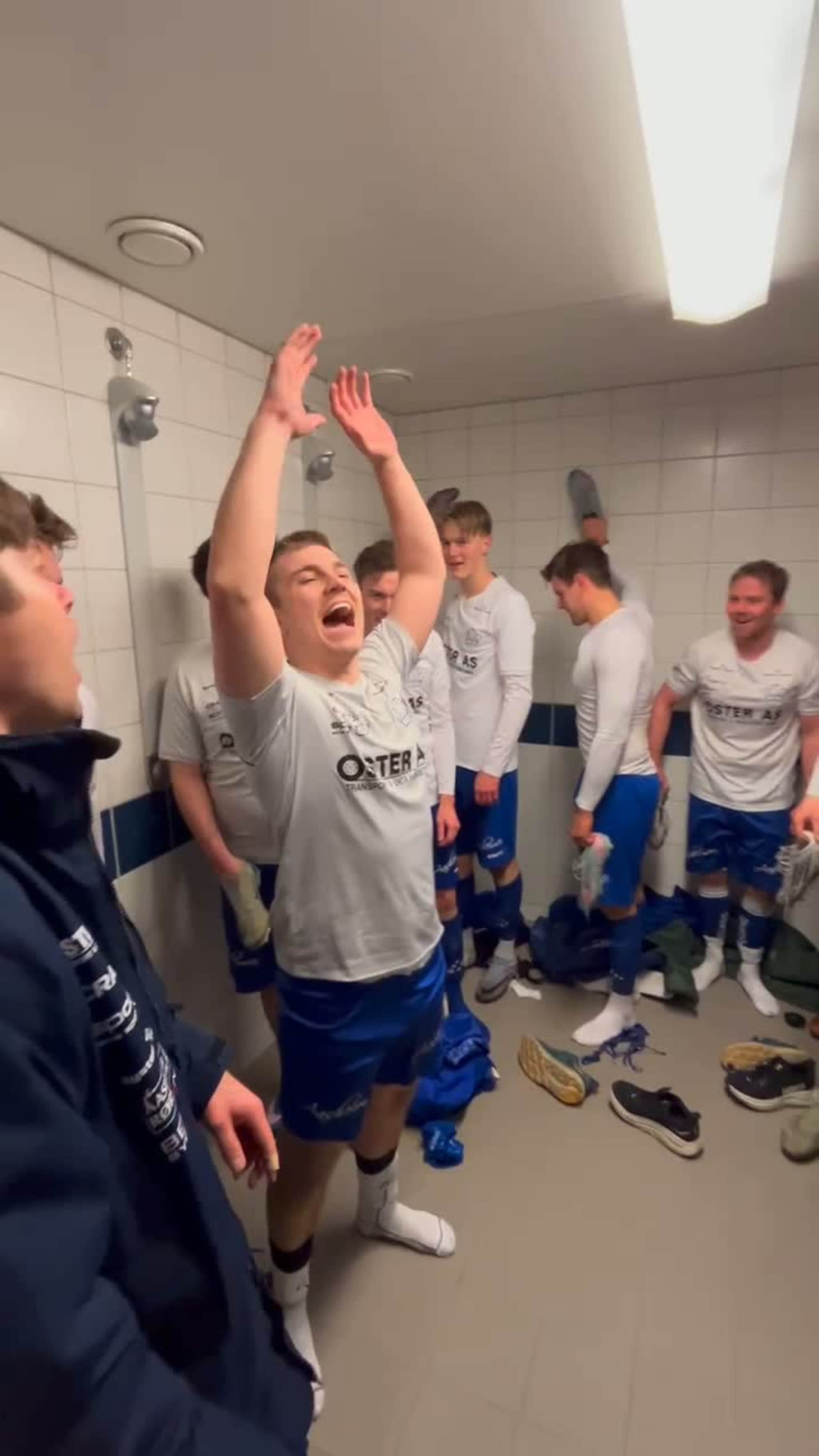 Forsongar Didrik fyrte opp fotlendingane