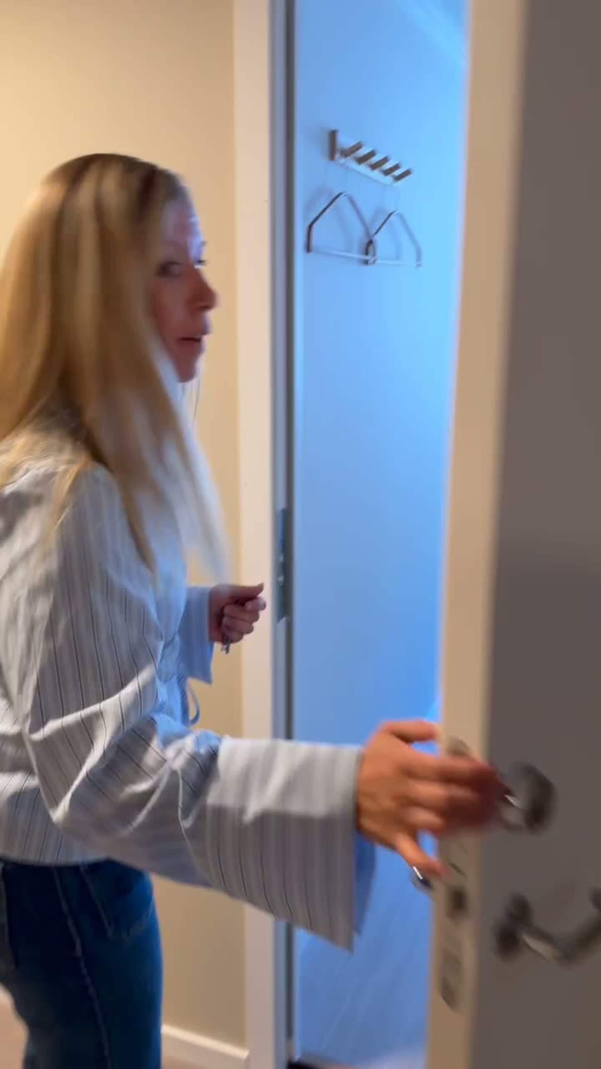 Bli med inn i det "nye" minihotellet i Lonevåg