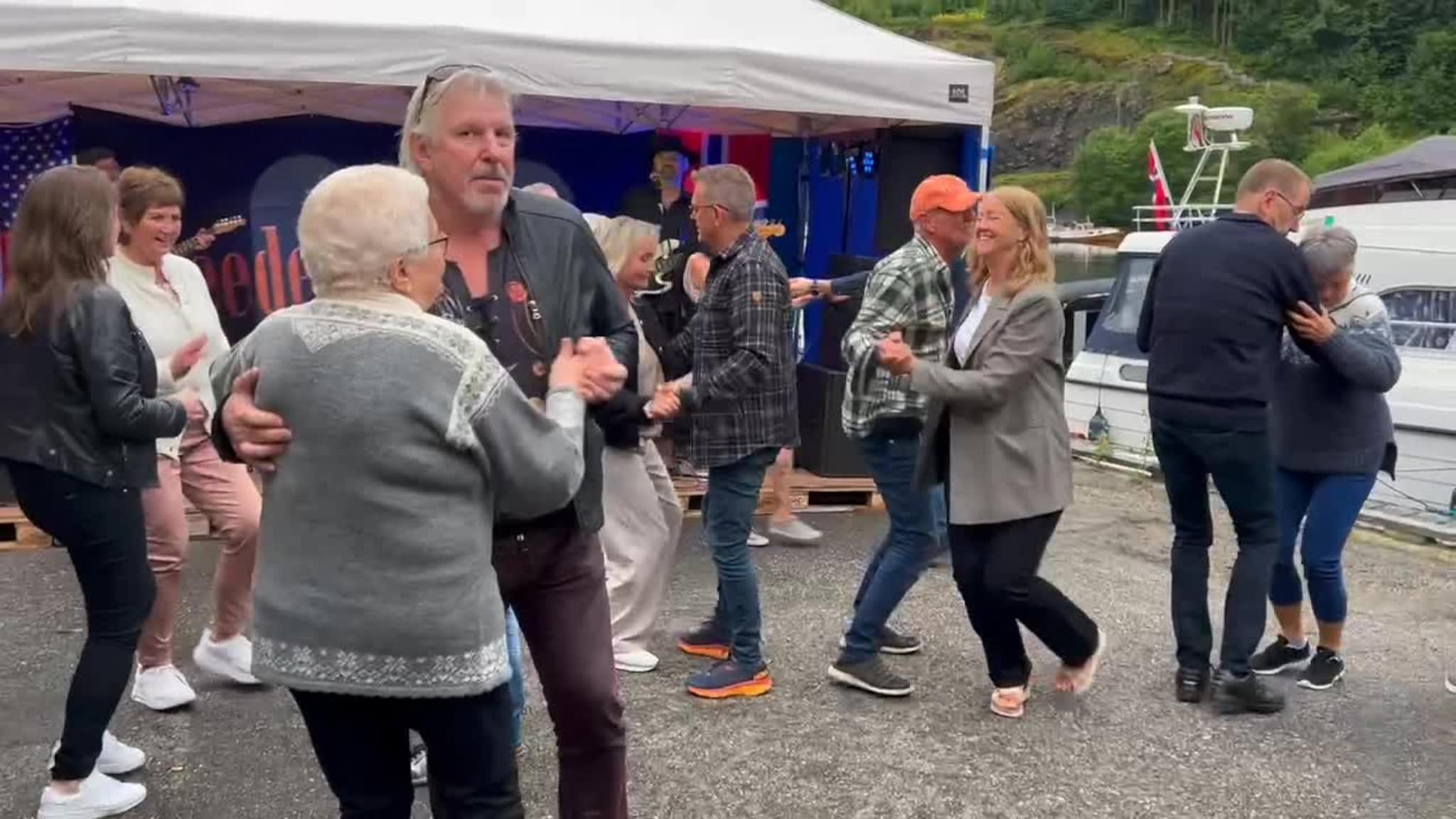 Gudmund og Margrethe under Creedence-festen på Hosanger