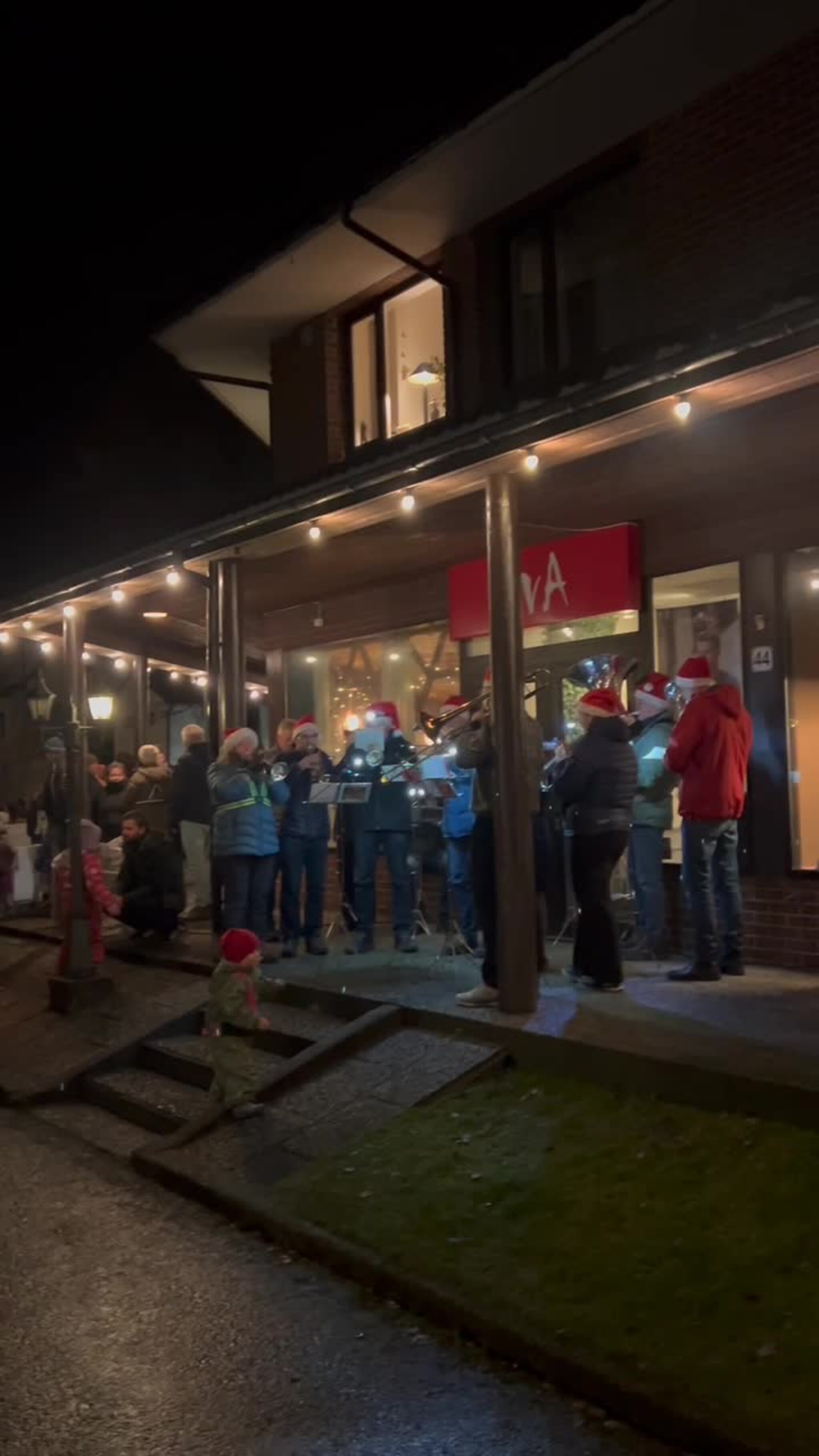 Julegateopning i Haus