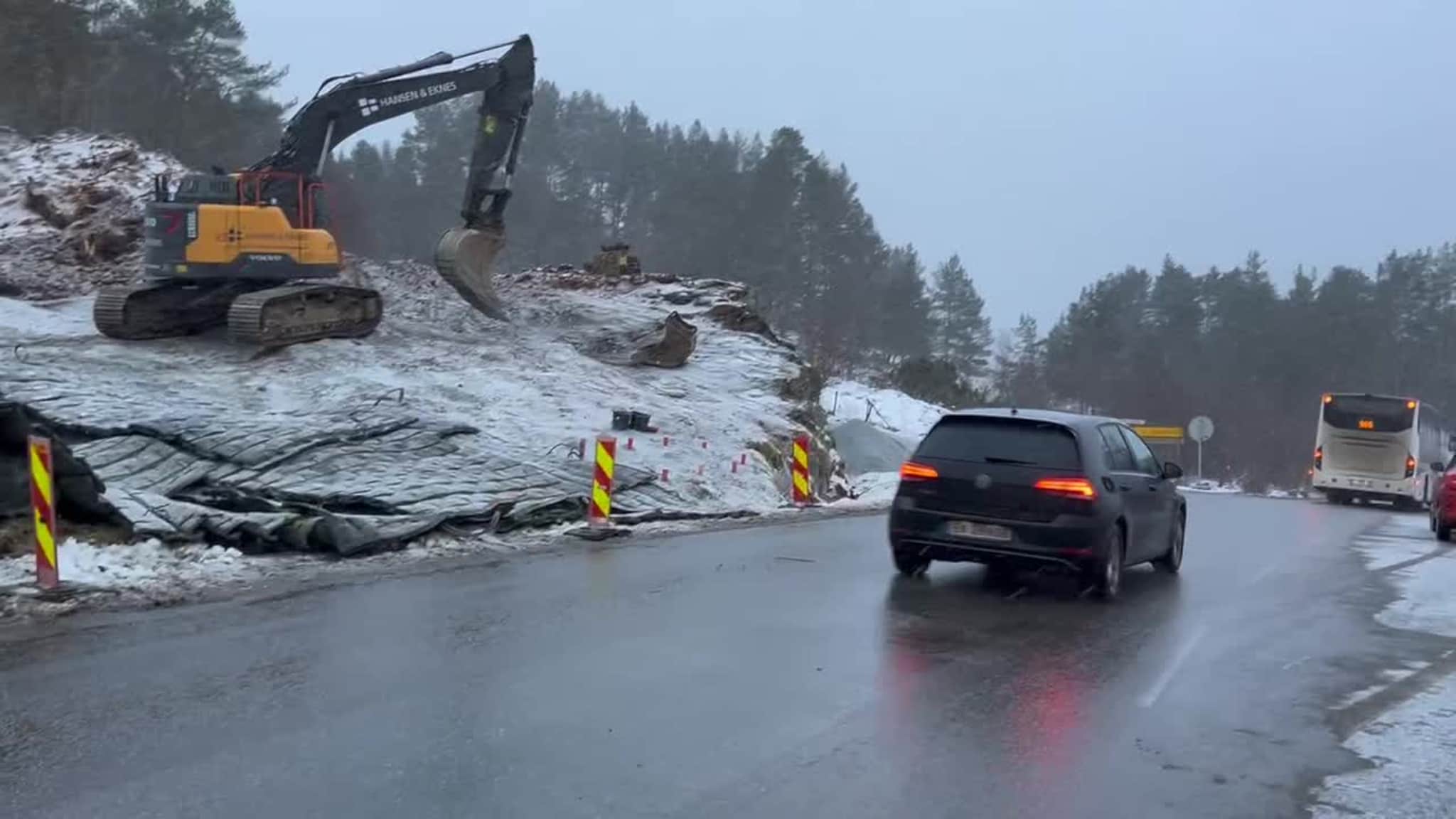 Grave-action i Røssland-krysset