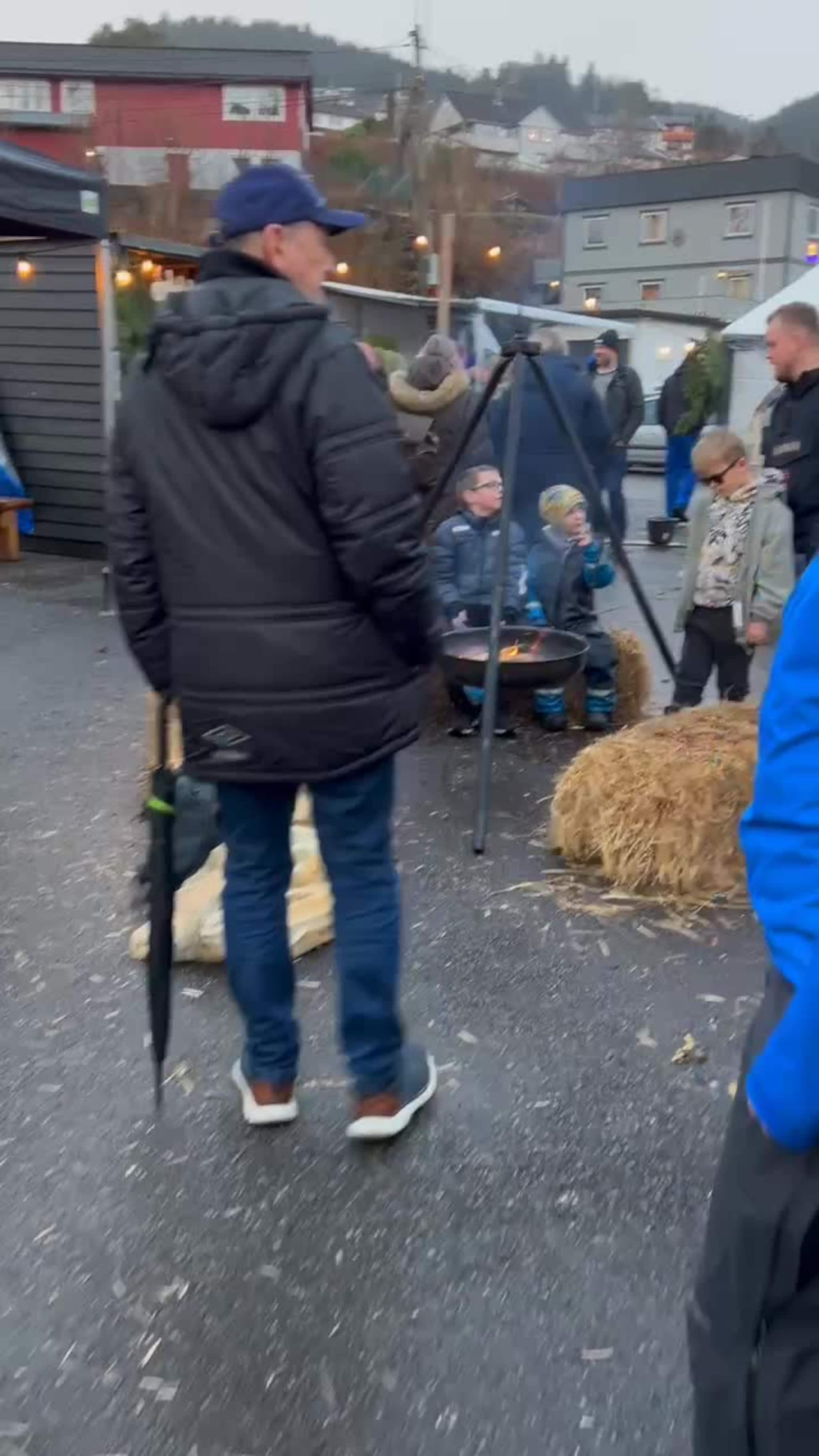 Julemarknad på Valestrand torg