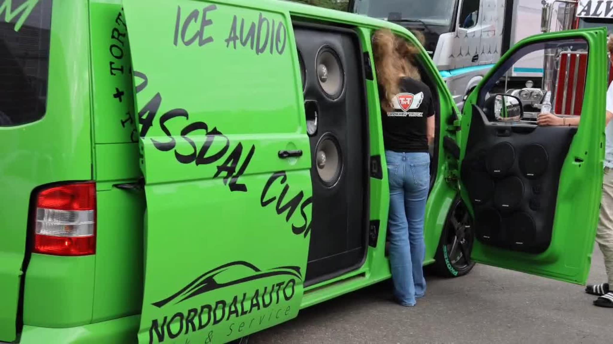 Basshår på Trøkk n' Truck-konvoien