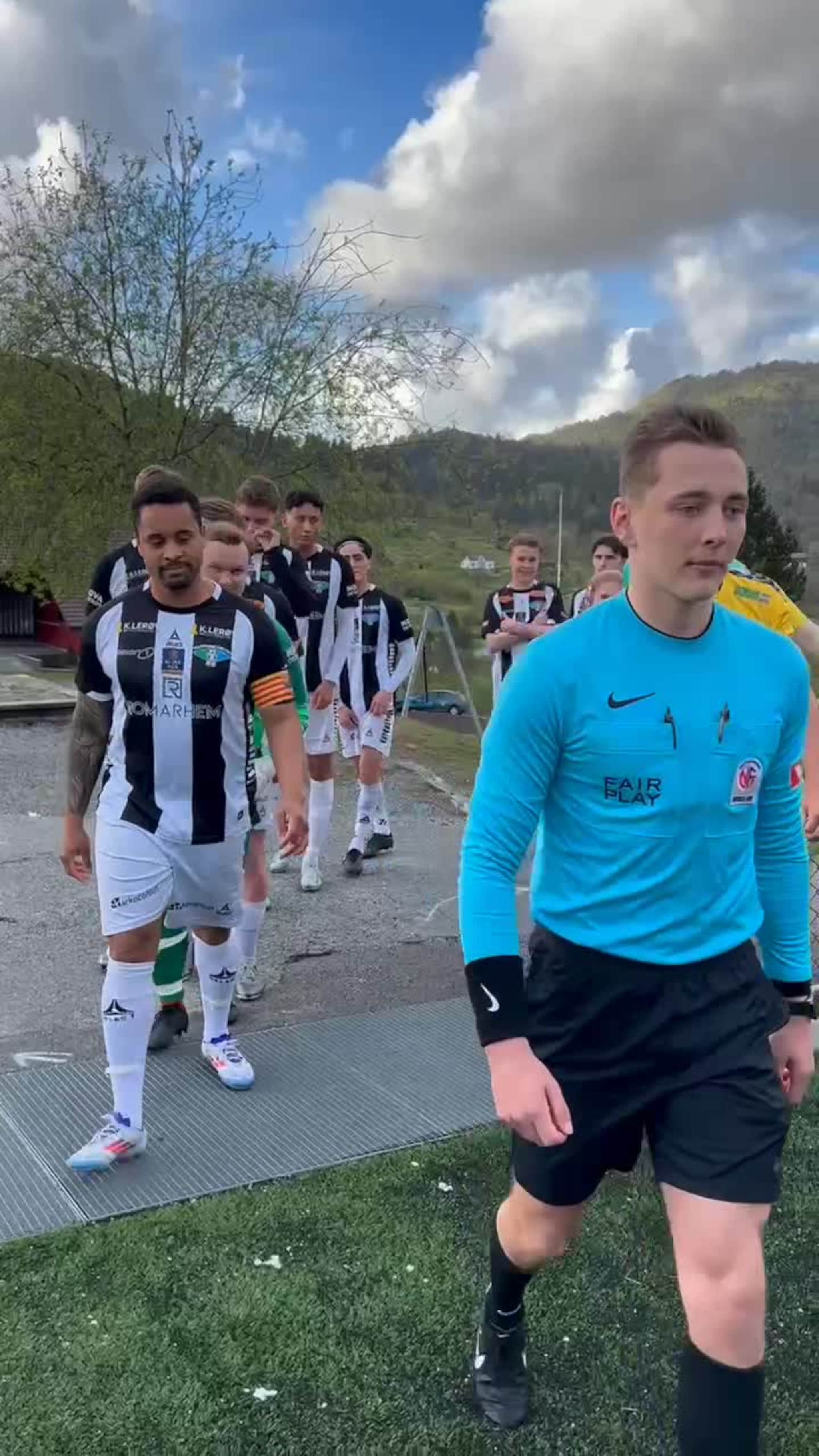 Hausvik og VHFK 2 inntar banen