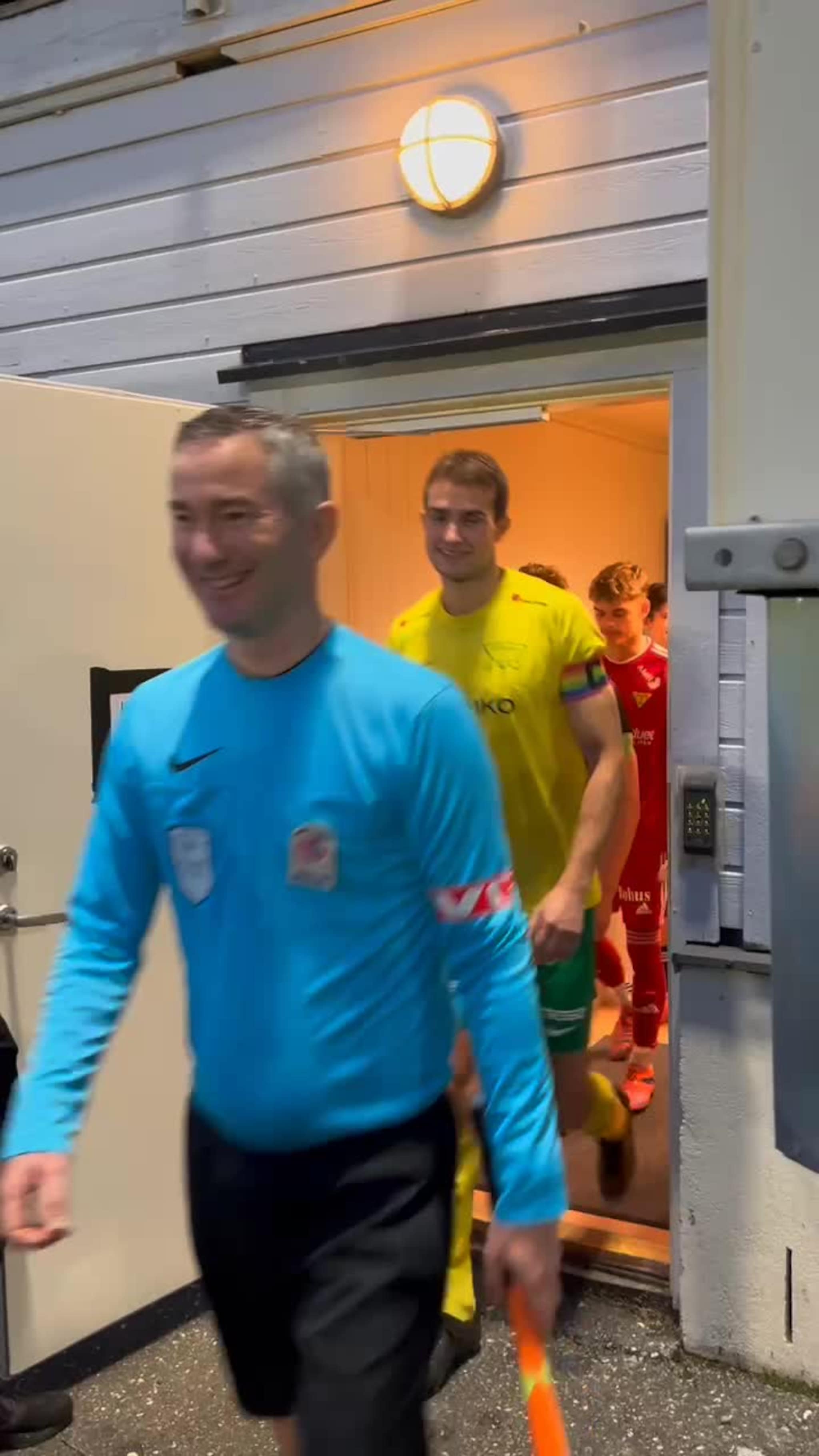 Osterøy mot Os 2 - innmarsjen