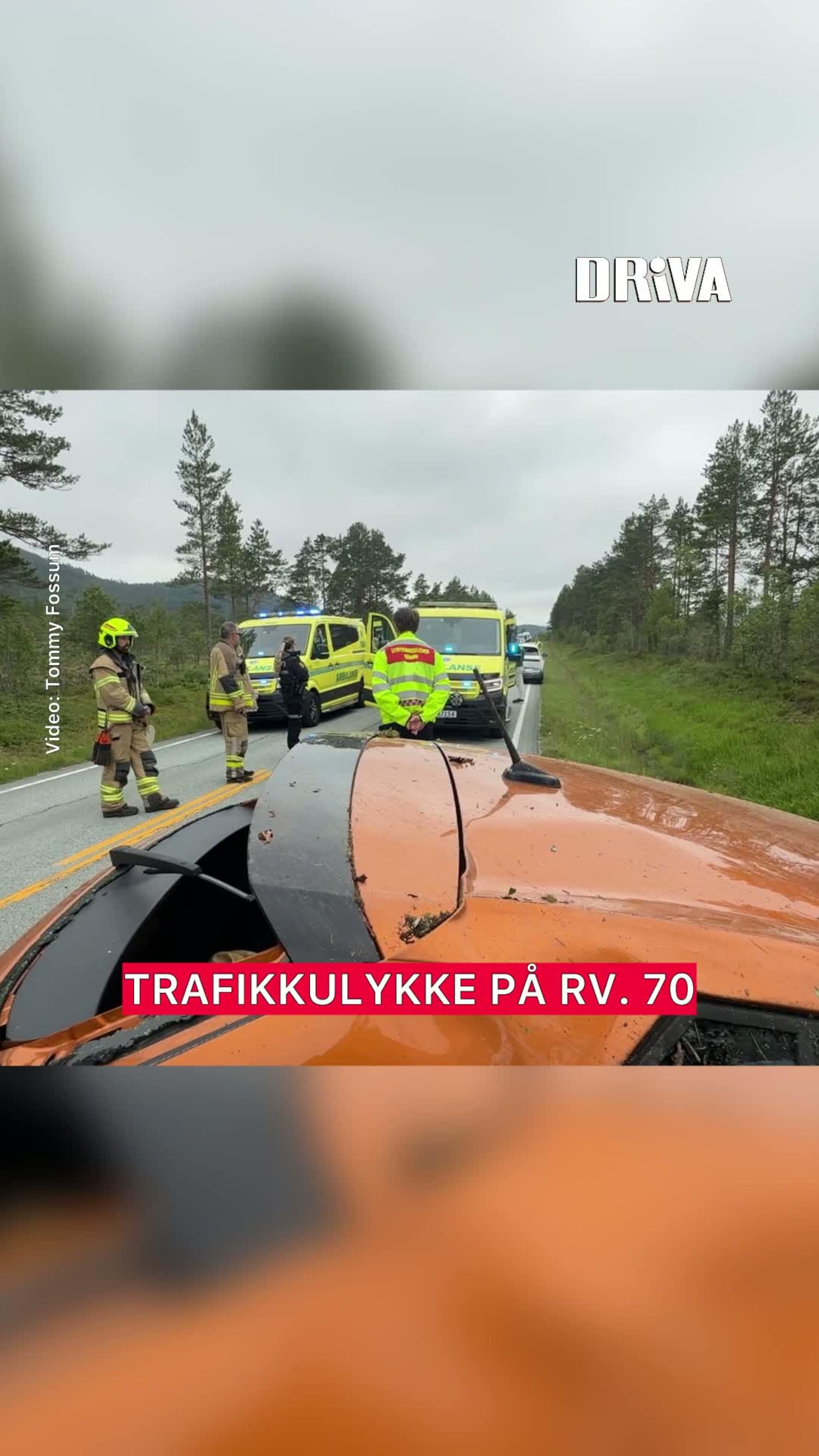 Fem personer er fraktet til traumemottak etter en trafikkulykke
