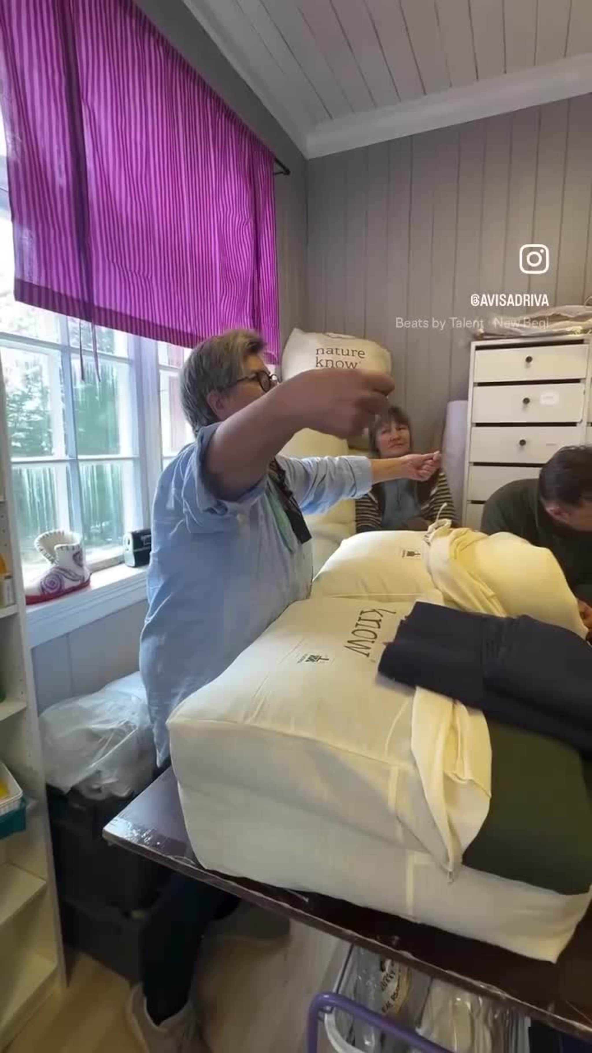 Ullkorga-Bodil har hendene fulle
