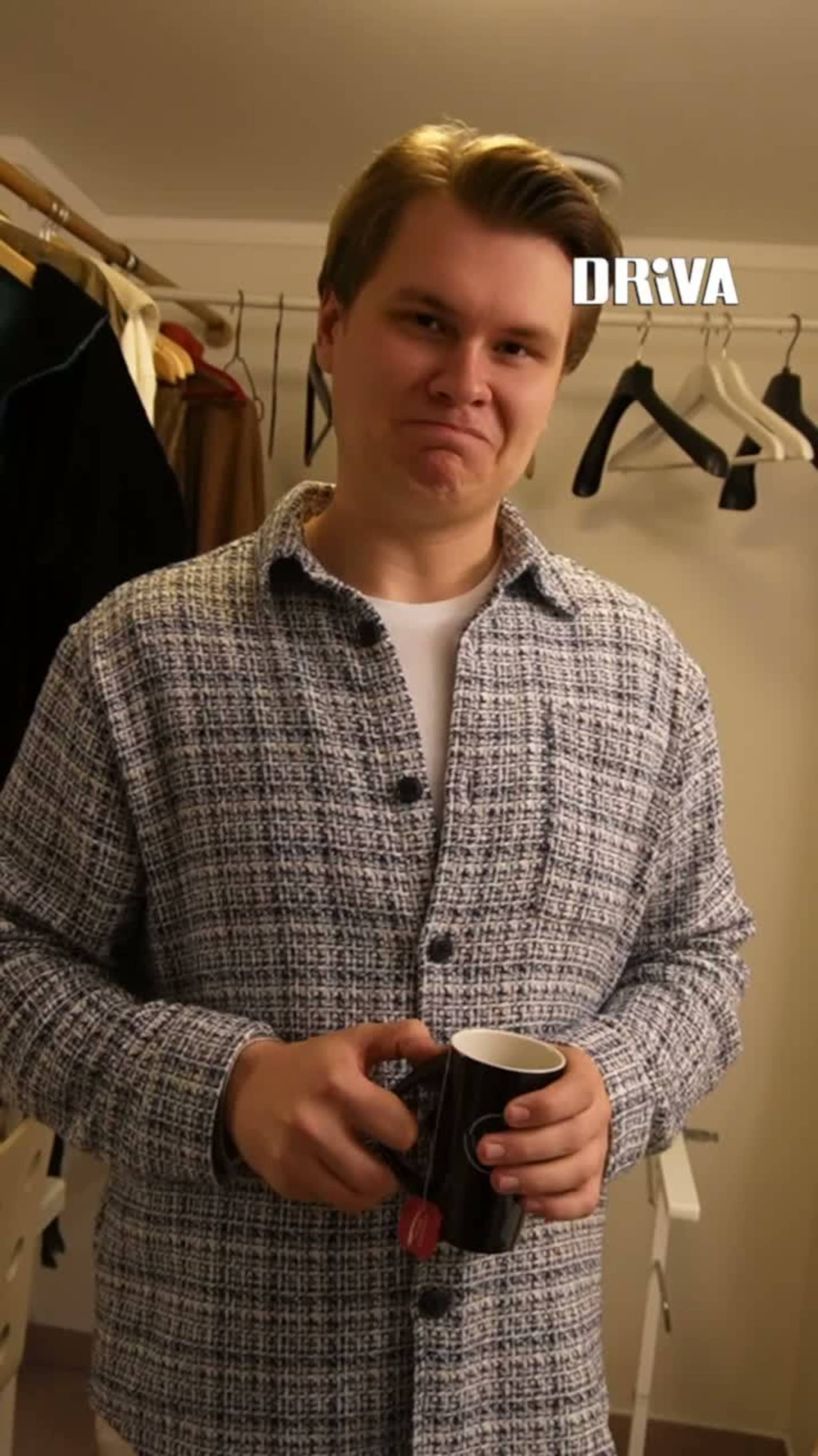 Slik gjør Nils Arne stemmen klar