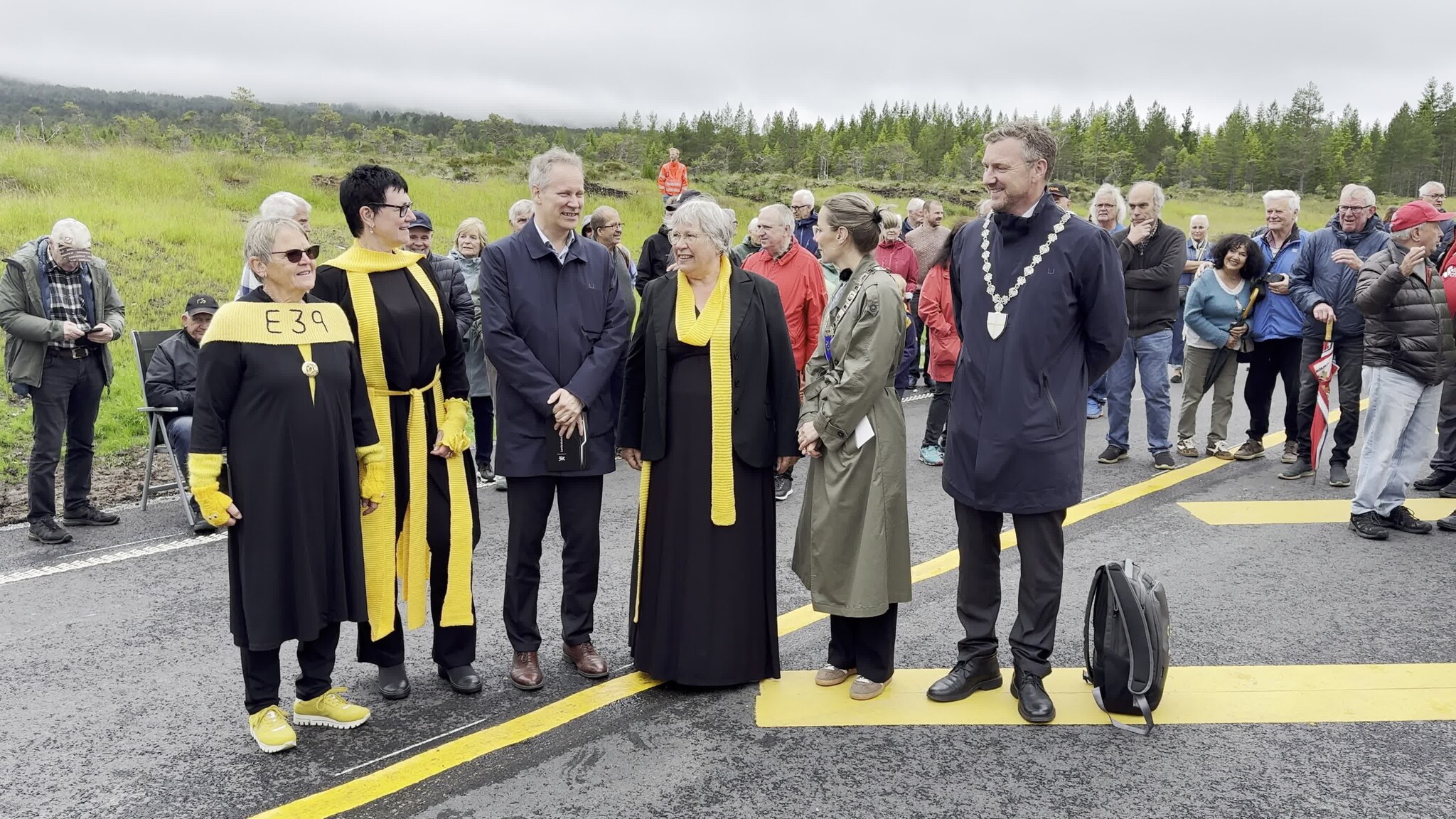 Samferdselsminister Jon-Ivar Nygård i samtaler på E-39