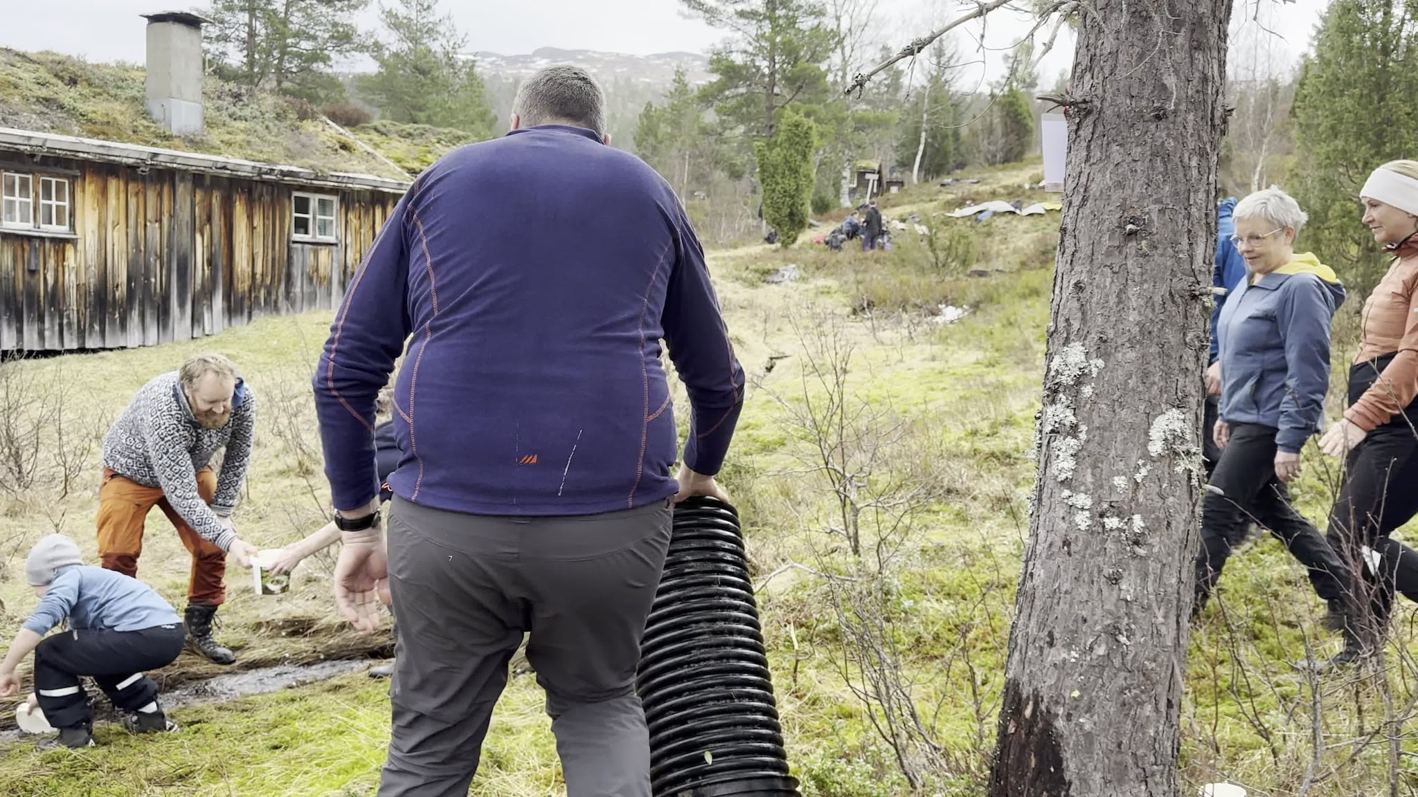 Å springe fra bekken med vann