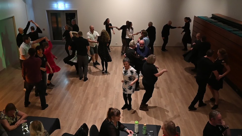 Danseglede for barn og voksne: – Man går ut av døren her med et smil