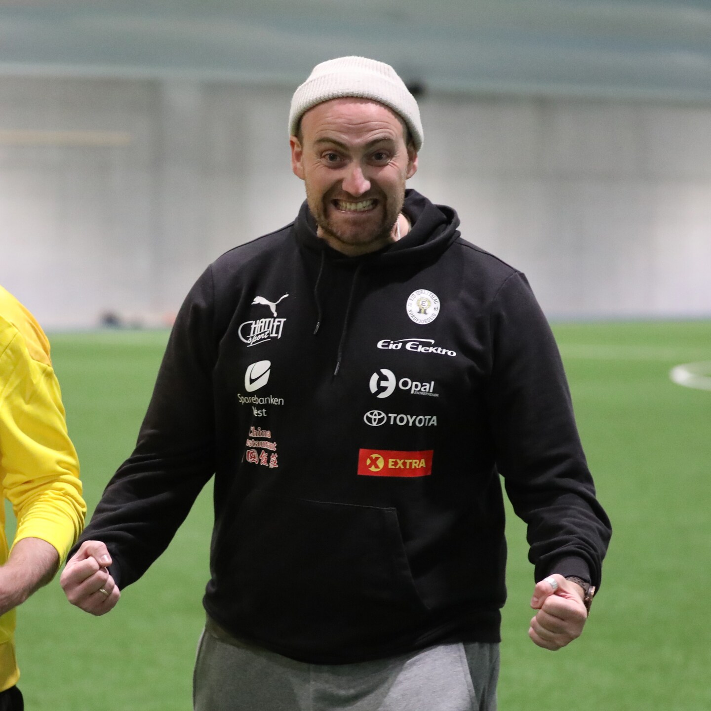 Dan Jøran trur at éin stor fotballklubb, Nordfjord FK, kunne vore tingen