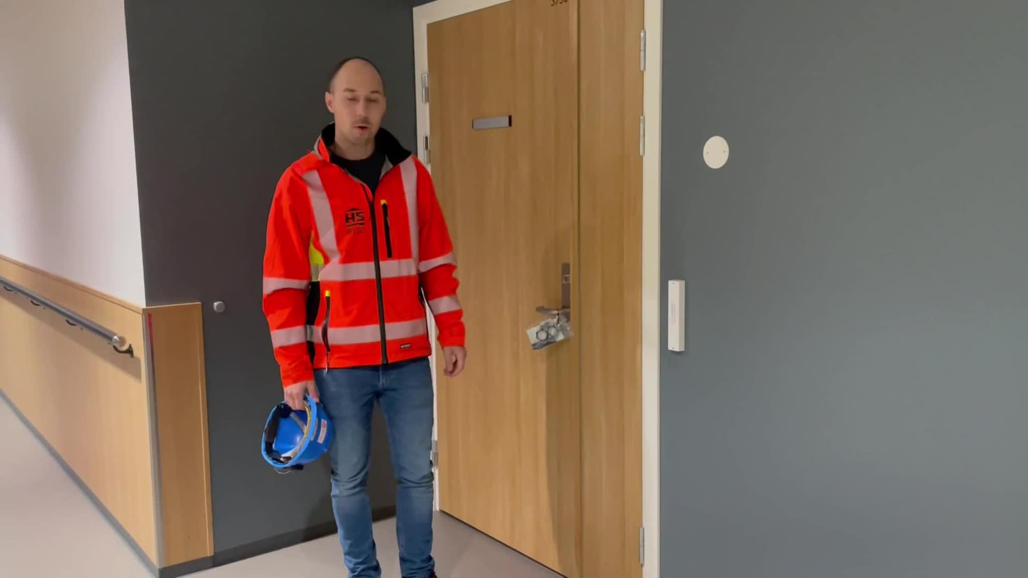 Omvisning på Kulatoppen - automatiske dører