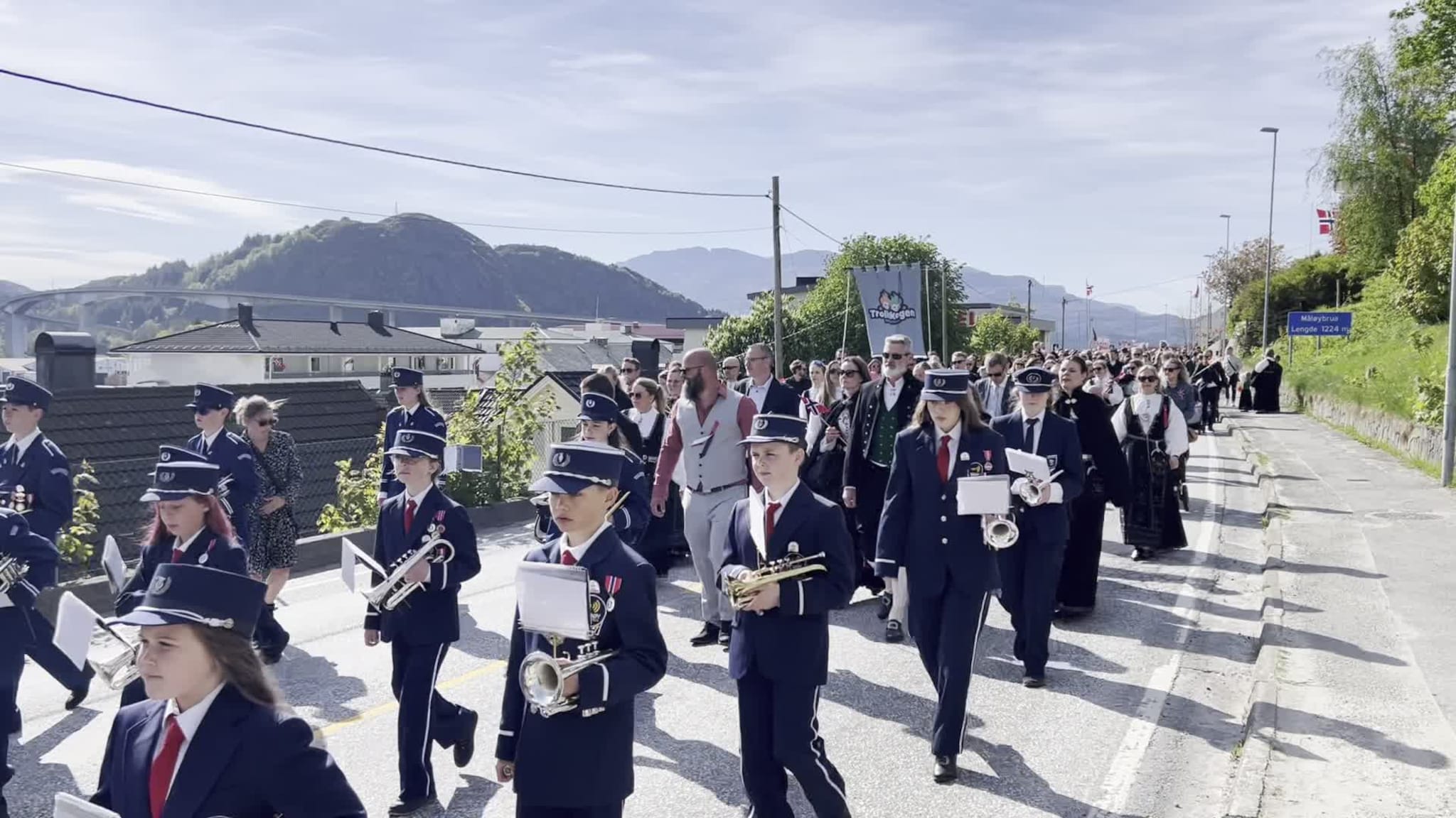 Felles barnetog i Måløy 17. mai 2025
