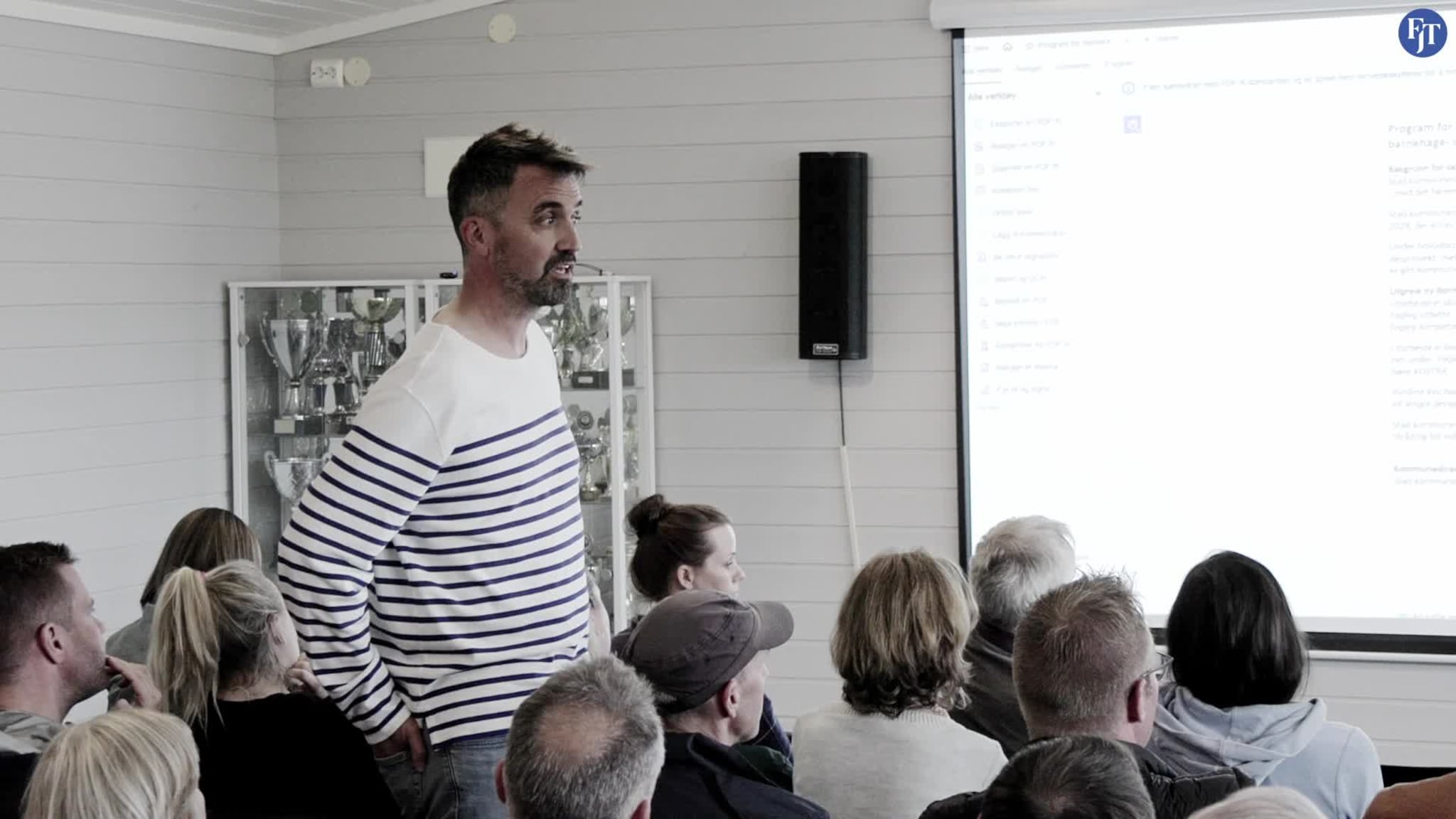 – Vi må vise politikarane at vi ikkje køddar