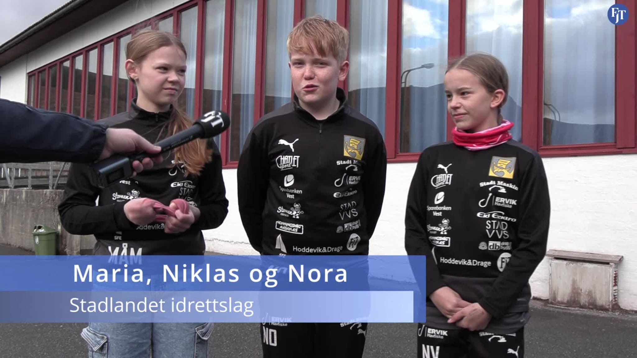 Maria, Niklas og Nora gler seg til den nye hallen er klar