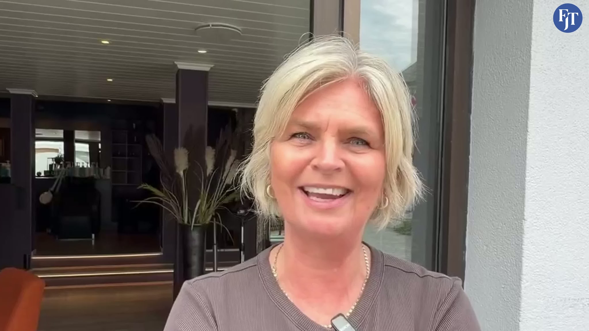 Flagg på halv stang i gata: Dette seier folk om kongen