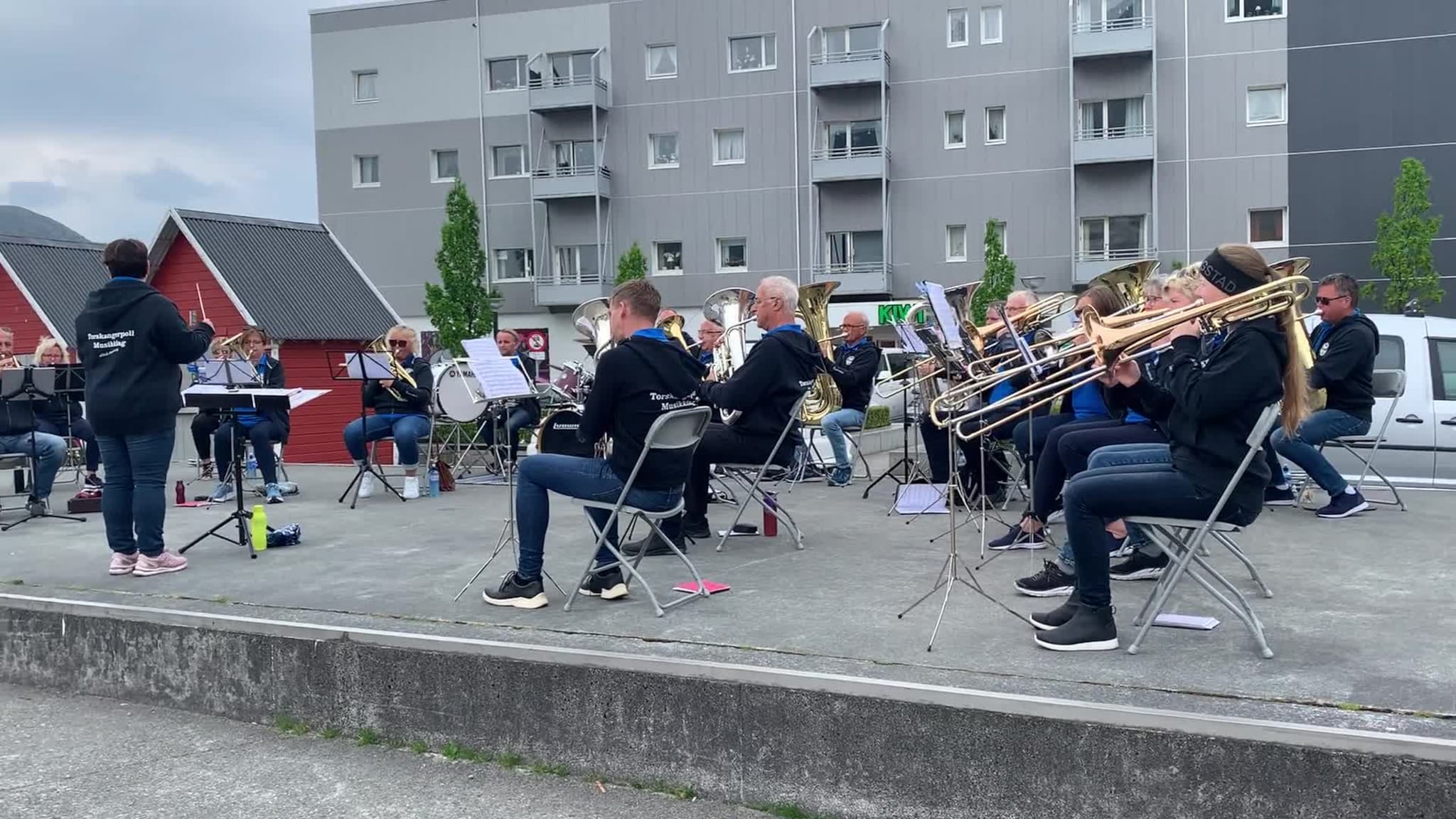 Se video av Torskangerpoll musikklag sitt innslag på Torget.