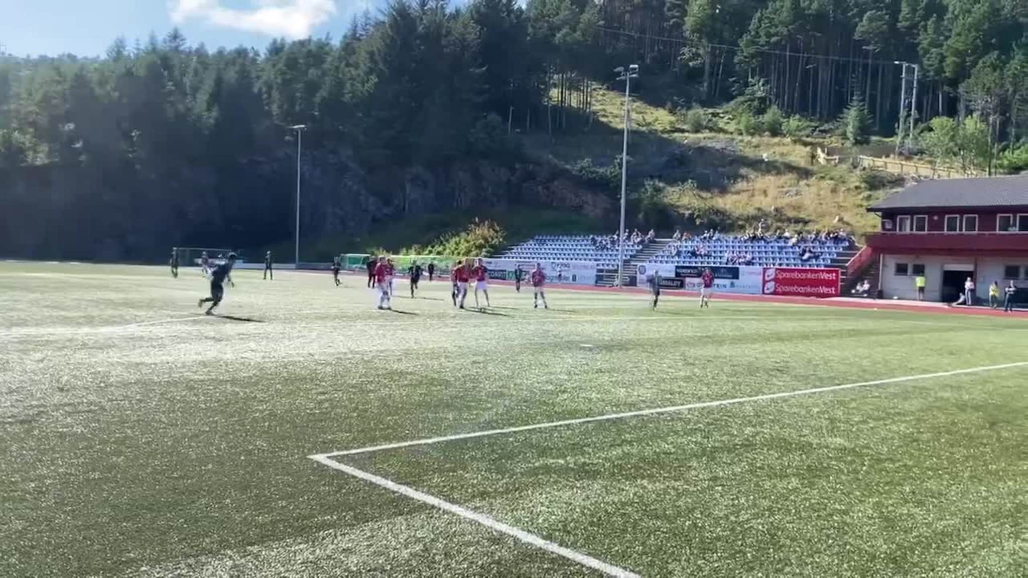Måløy FK sitt første mål.mp4