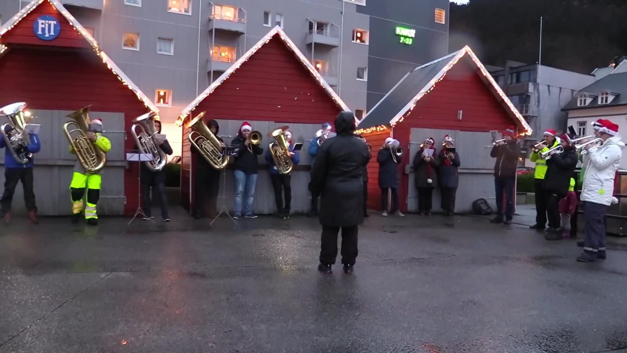 Utejulespeling-tpoll.mp4