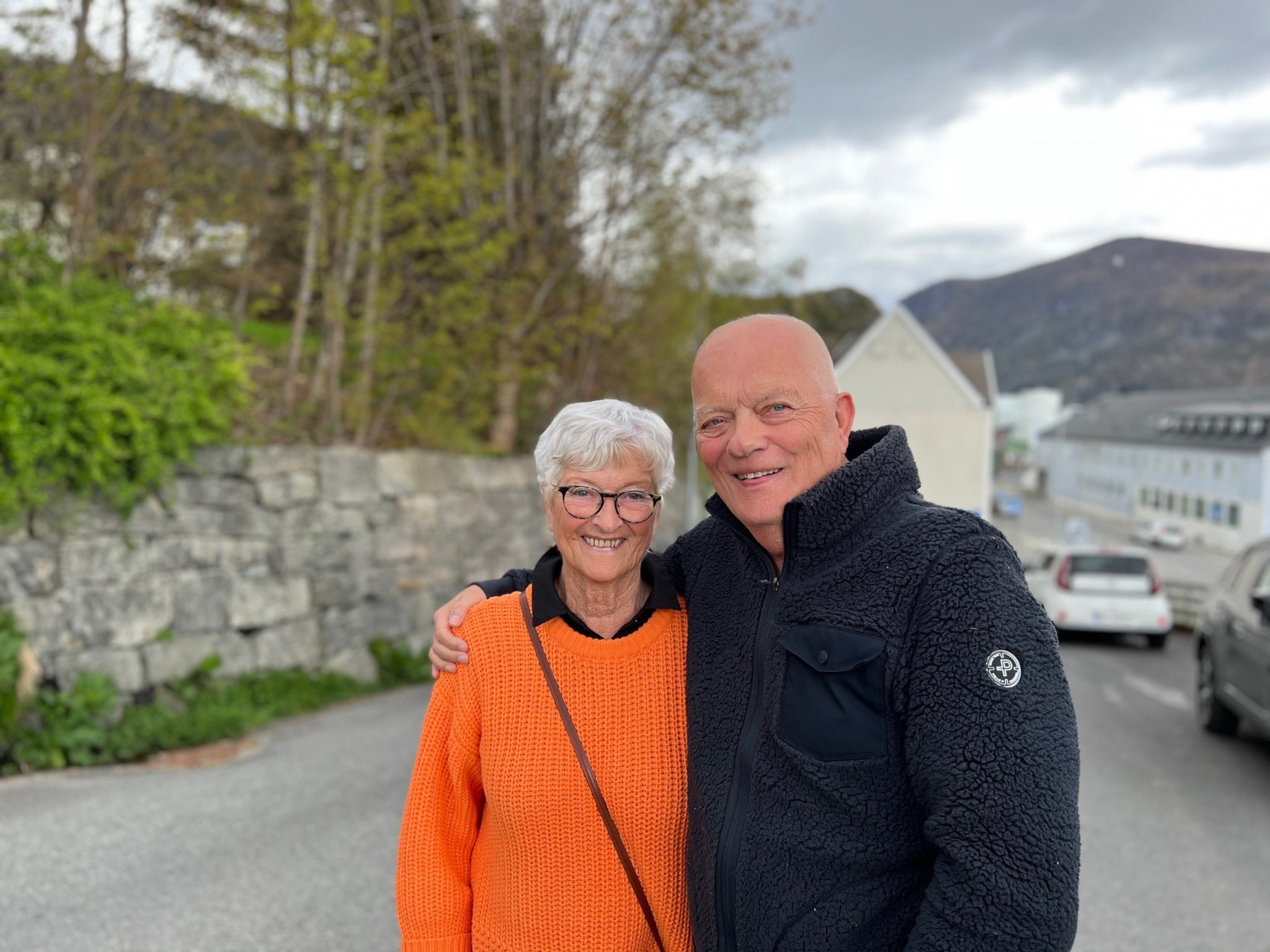 Lillian (80) hadde si siste vakt i helsetenesta for berre seks år sidan