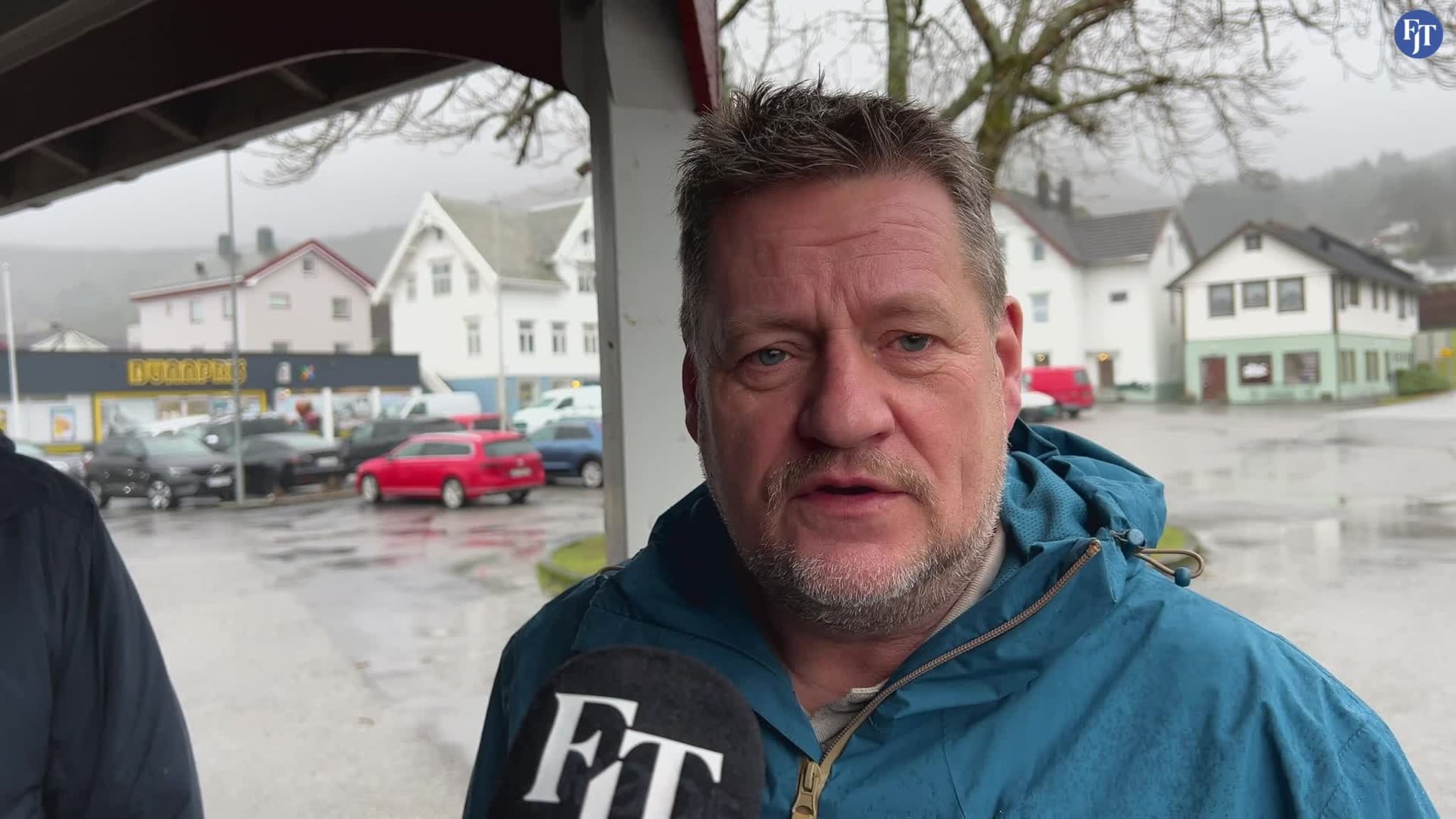 – Det er feil ende å starte med innsparingane