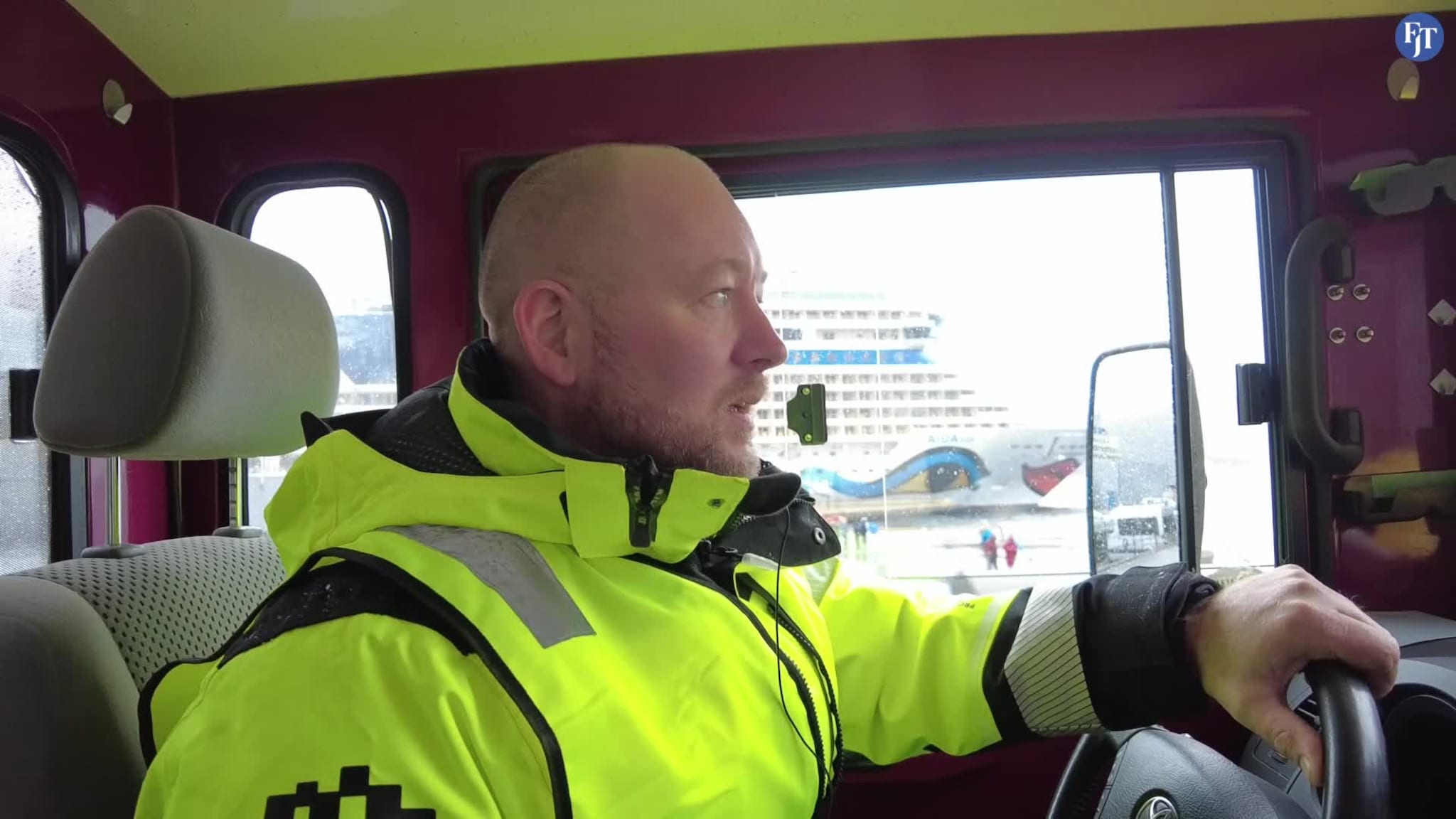 Hans-Kristian er i gang med sin første sesong som konduktør