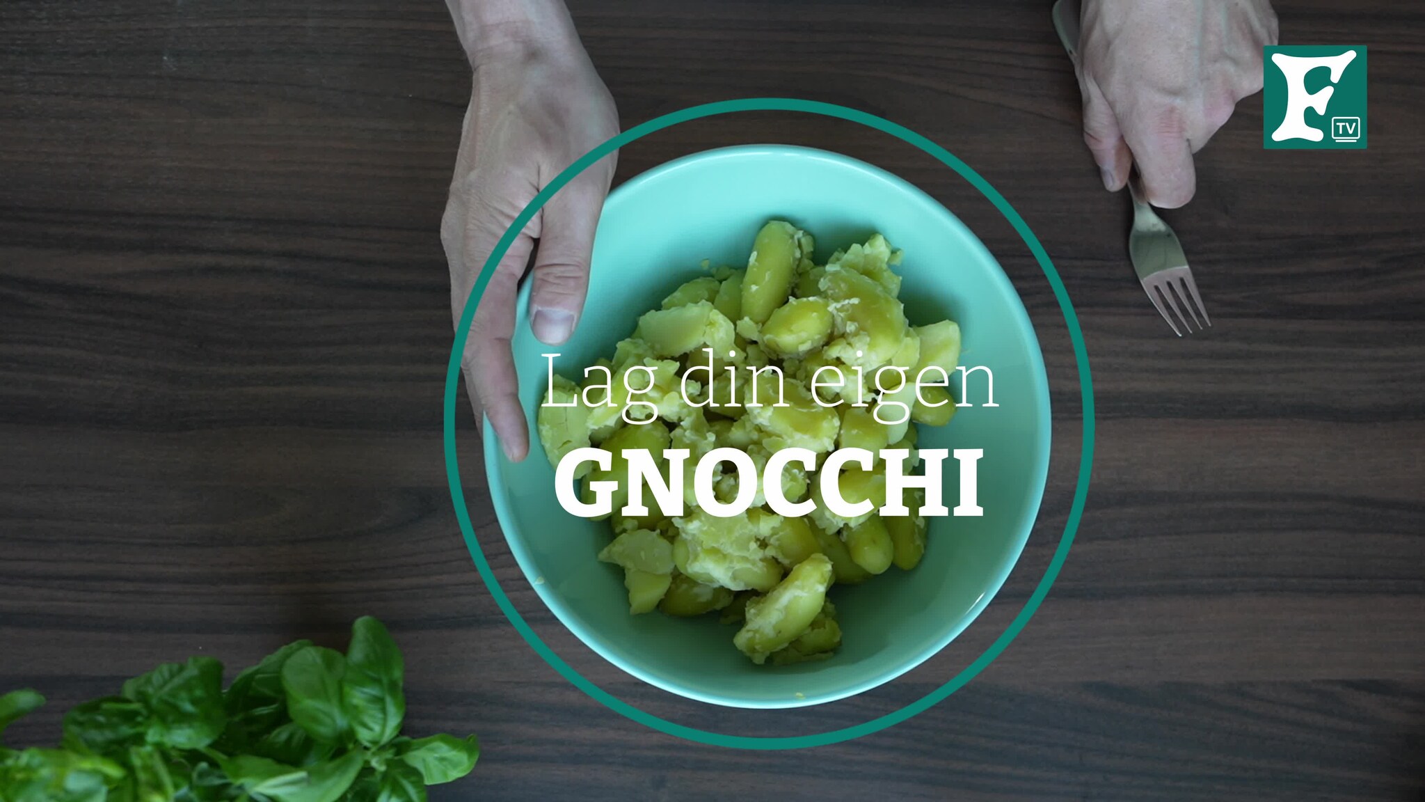 Lag italiensk potet-pasta. Gnocchi!