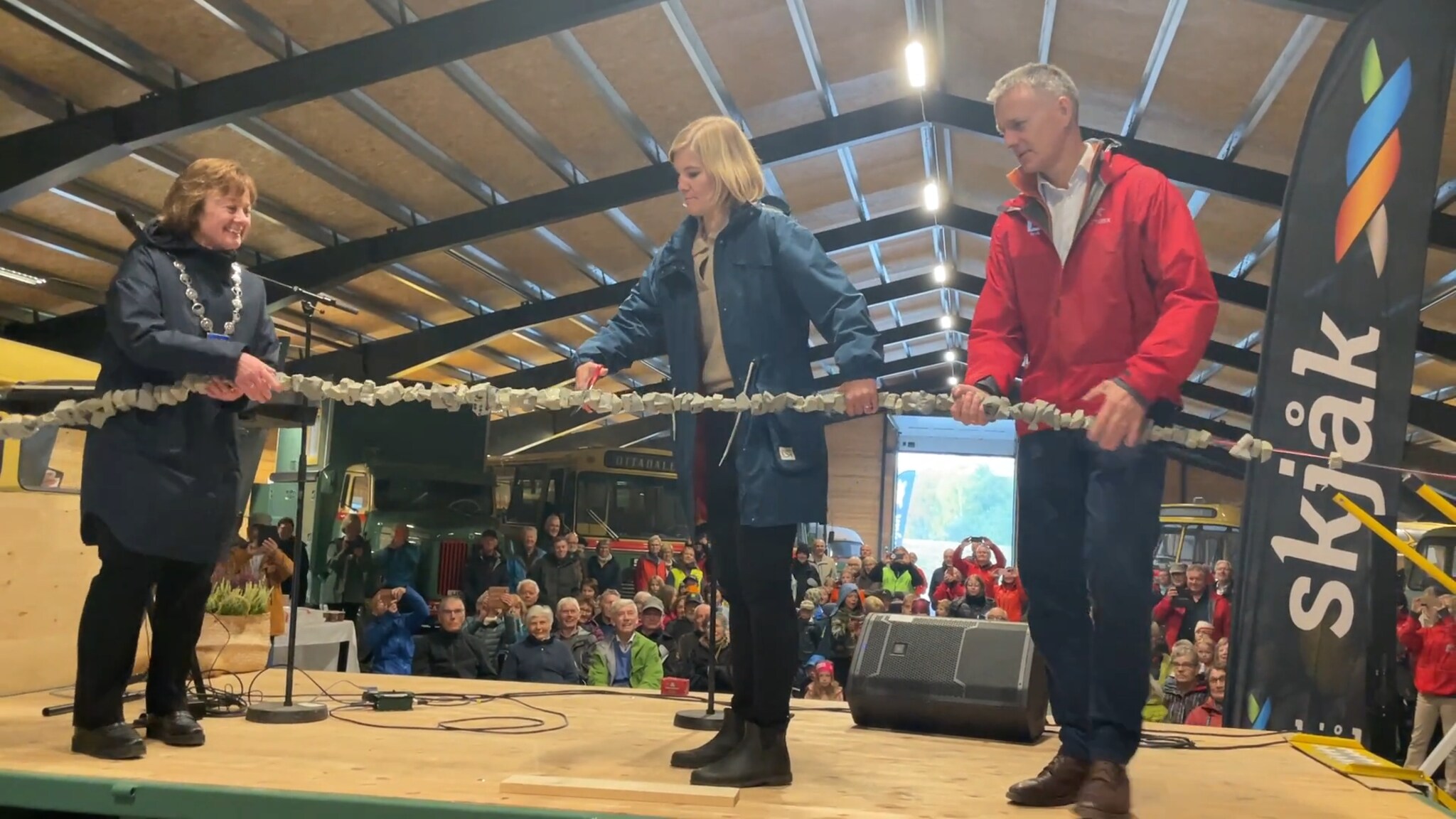 Offisiell opning av flaumvollen i Bismo