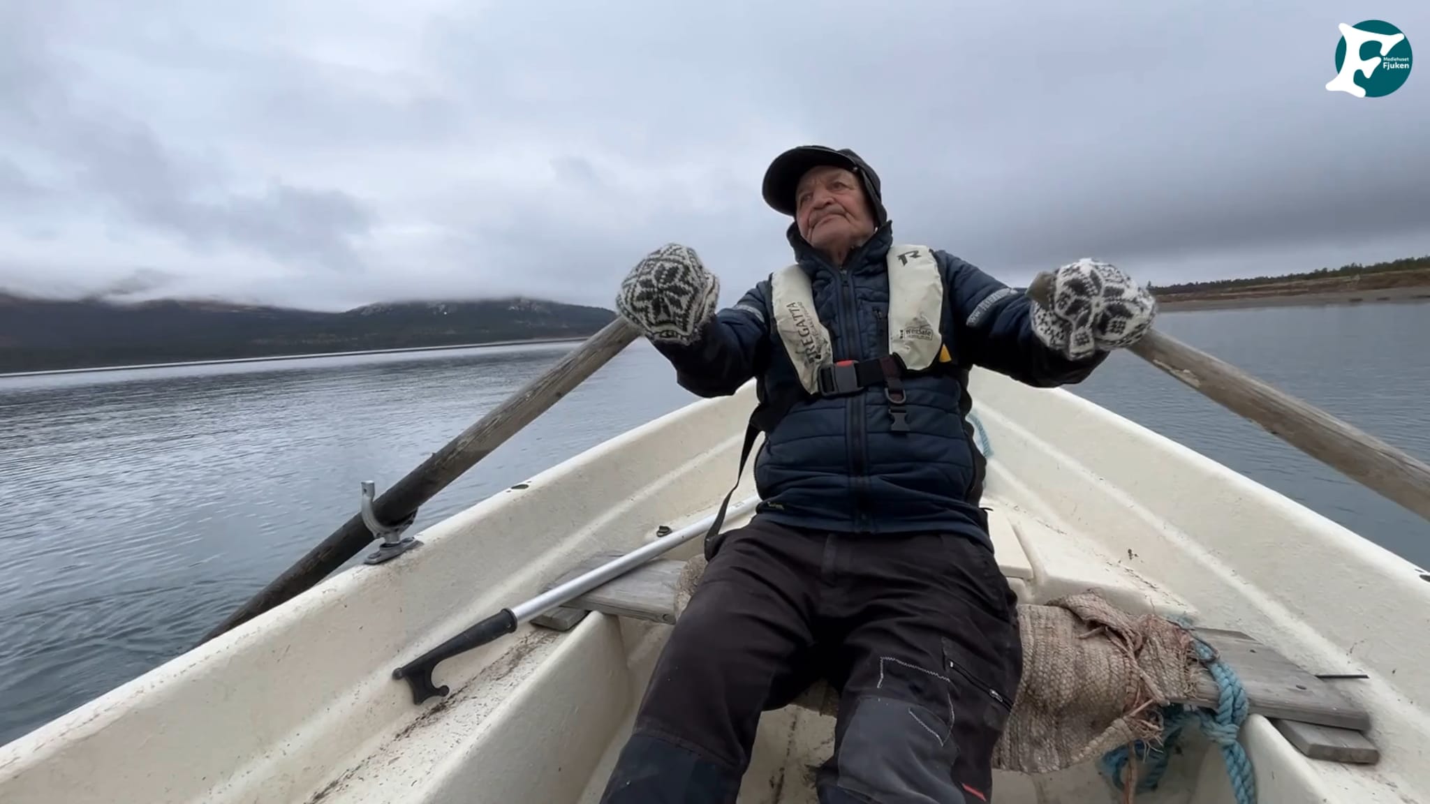 Torstein ror på Tesse