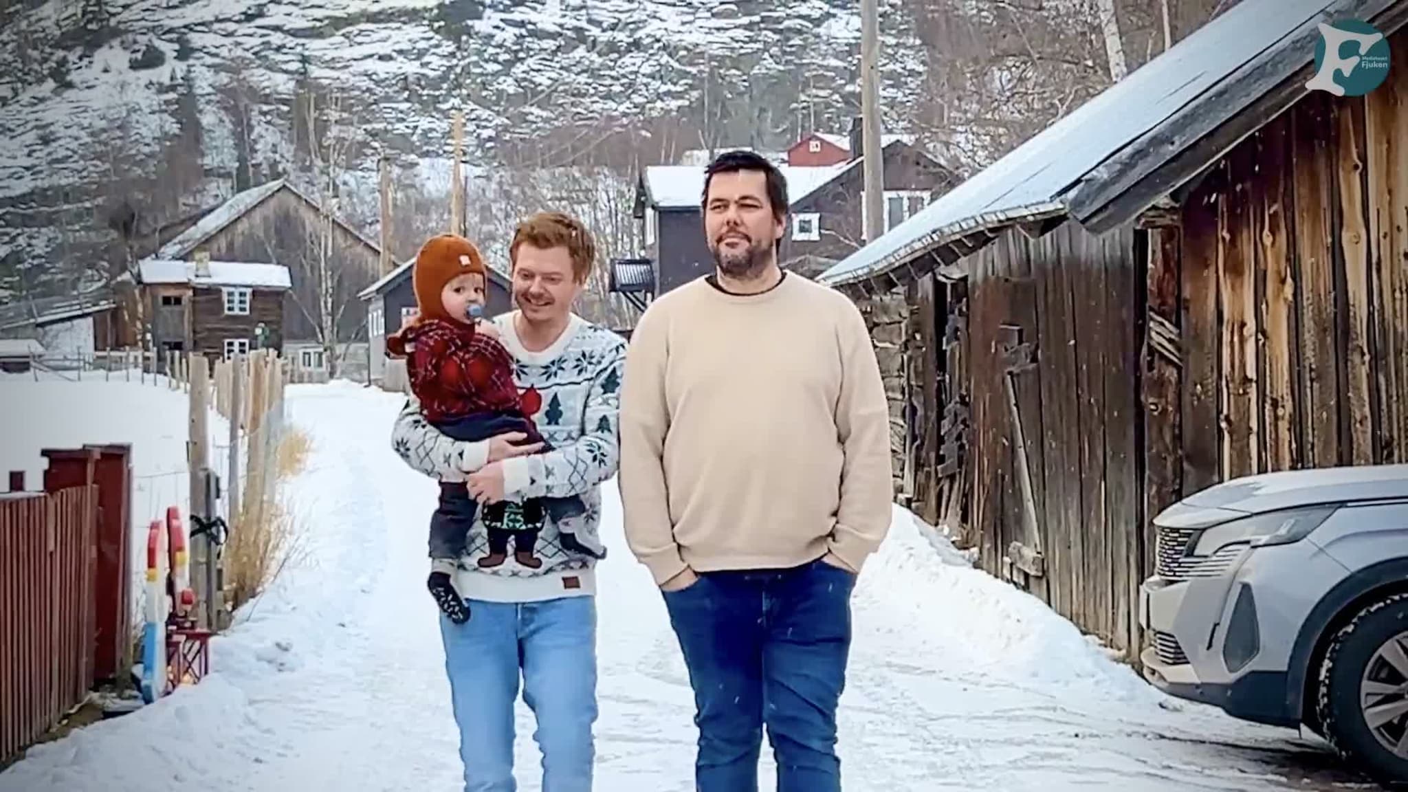 Mads og Kenneth med Sigurd.mov