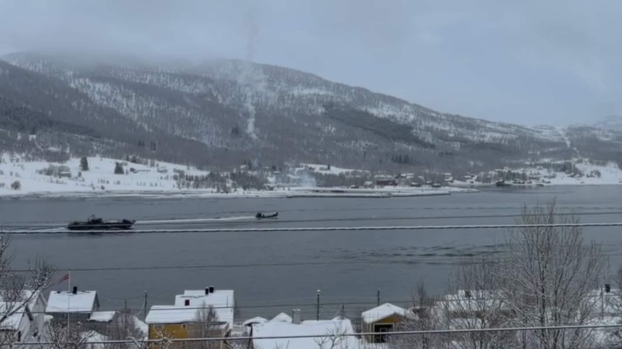 Smell og røyk i Gisundet