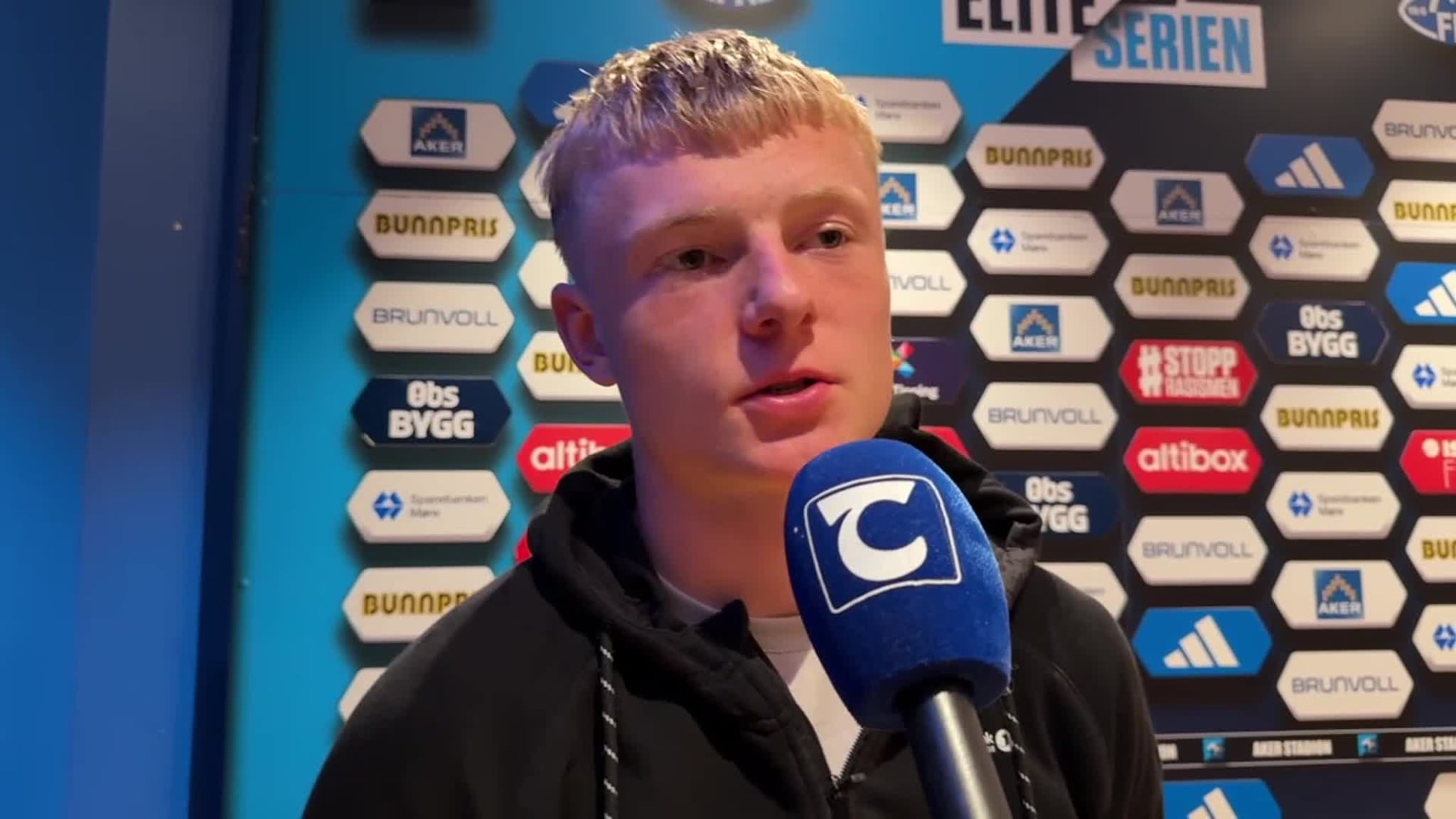 Åpner opp om interessen fra utlandet